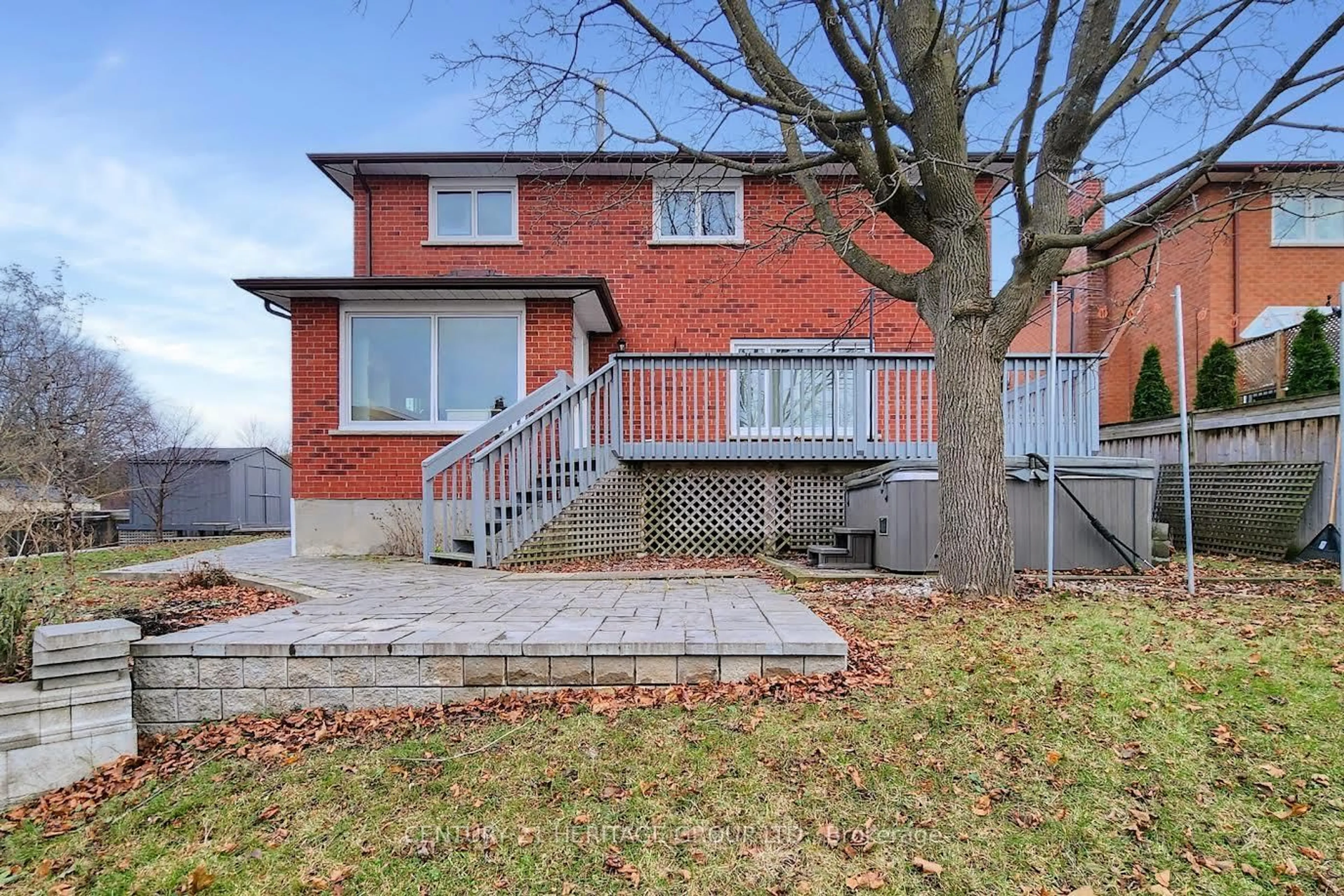 Home with brick exterior material, street for 178 Waratah Ave, Newmarket Ontario L3Y 6R4