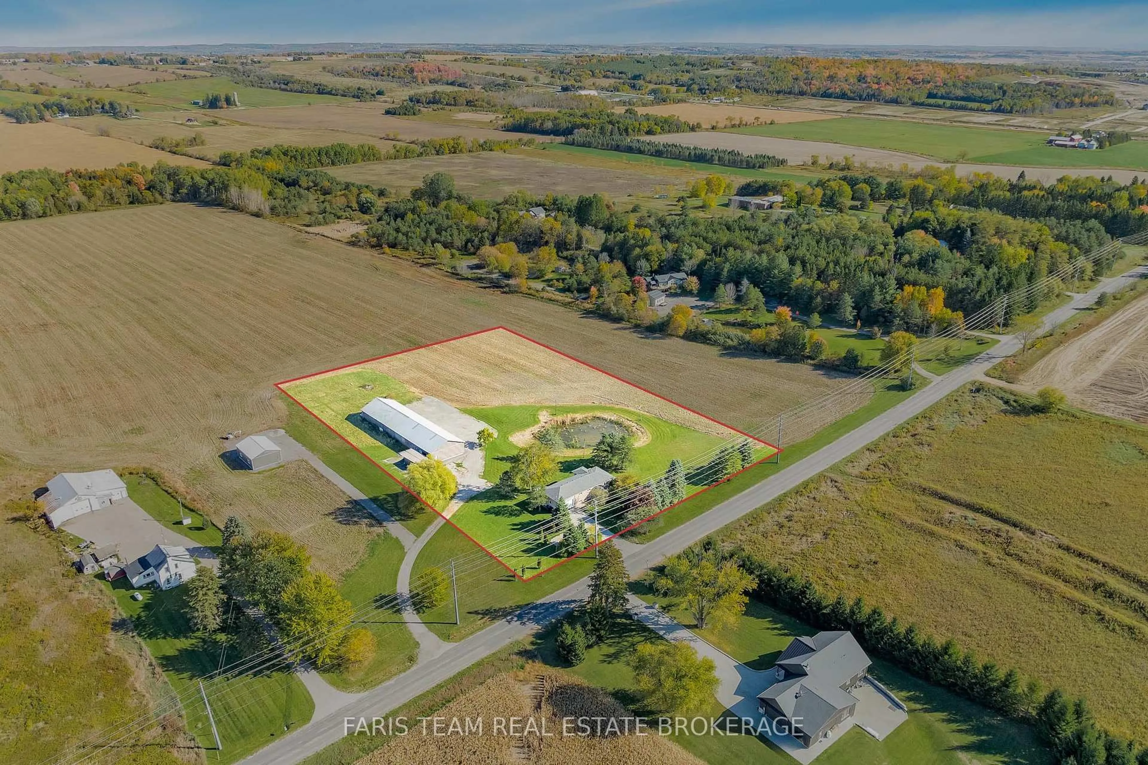 A pic from outside/outdoor area/front of a property/back of a property/a pic from drone, unknown for 5349 6th Line, Essa Ontario L0L 1L0