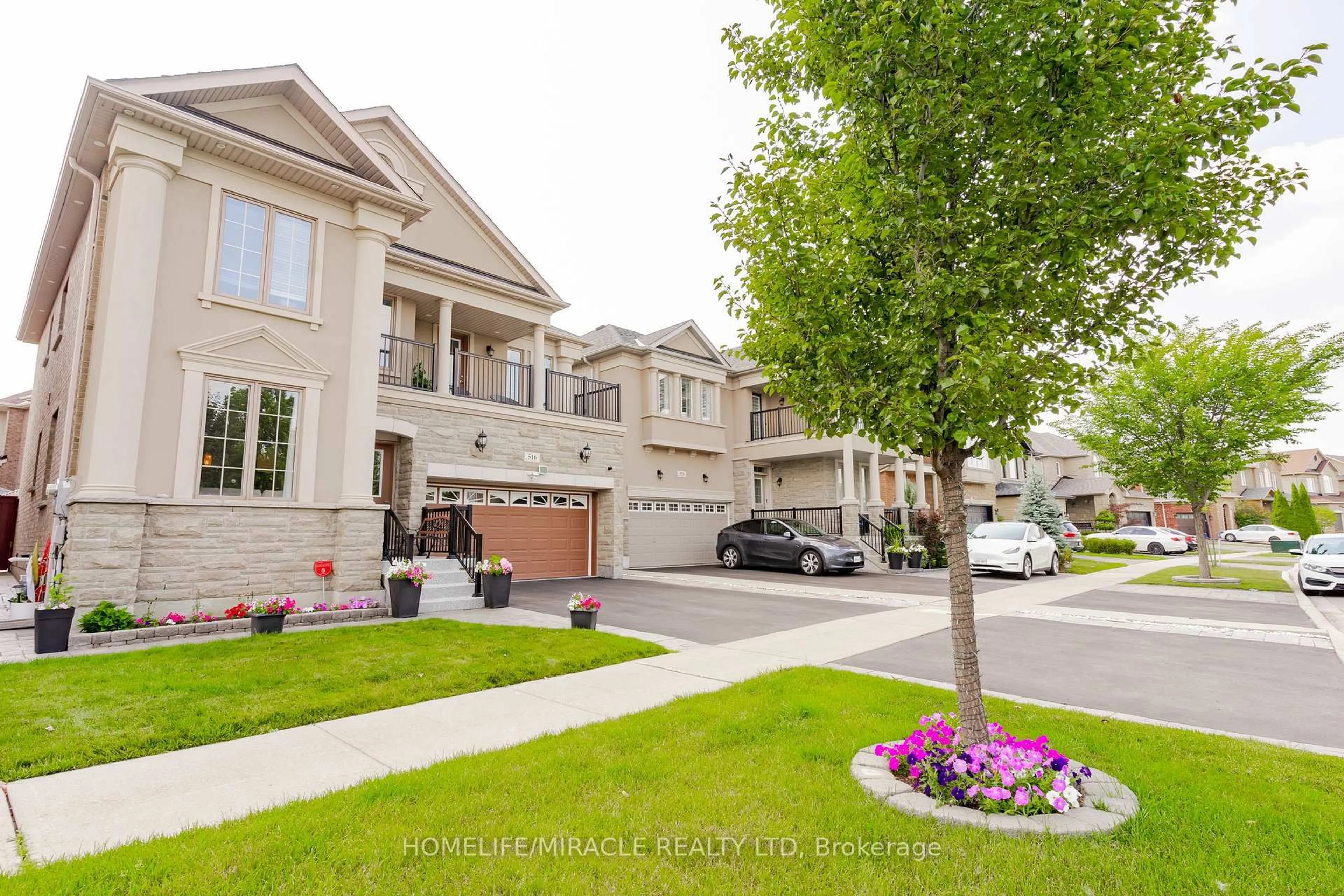 Unknown for 516 Vellore Woods Blvd, Vaughan Ontario L4H 2W3