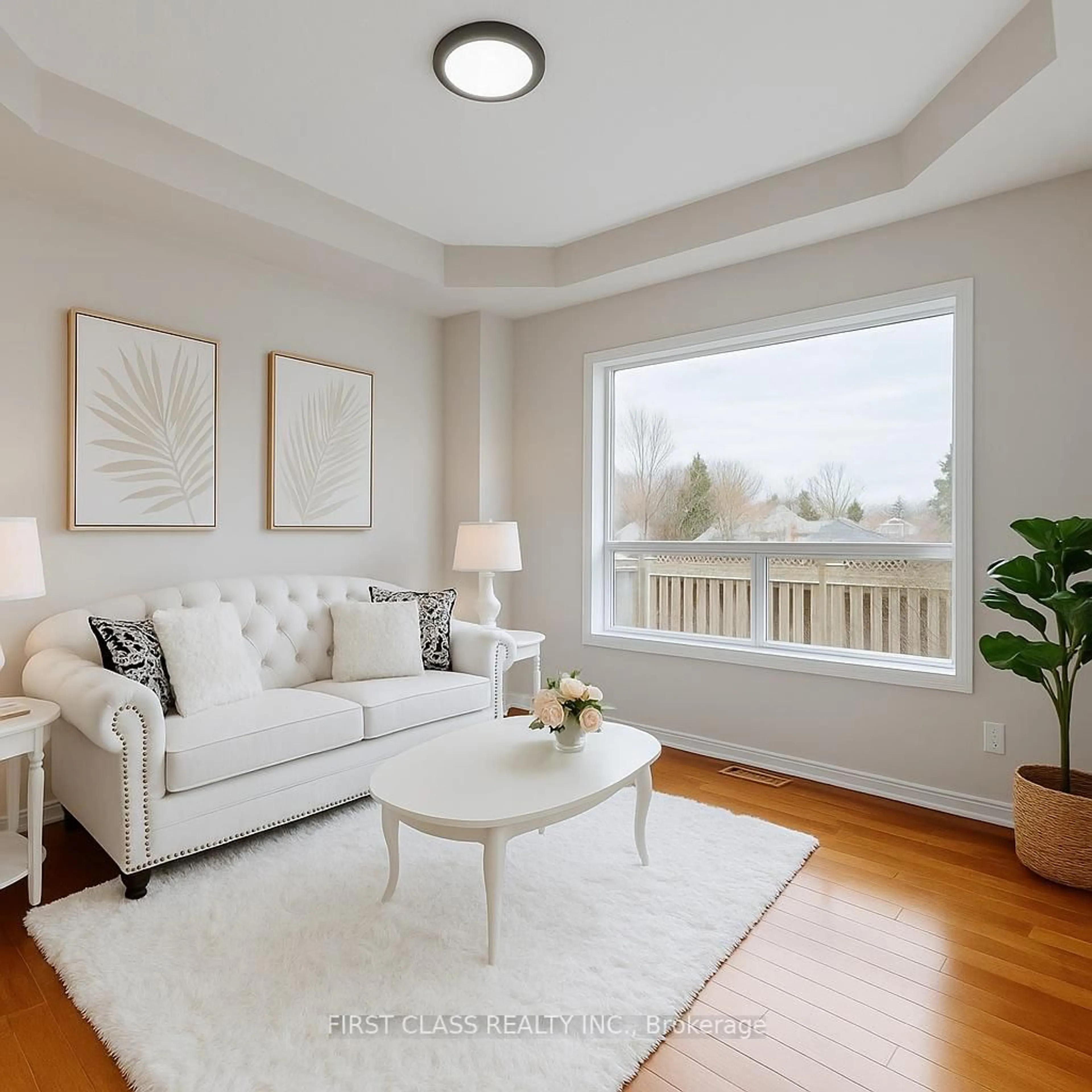 Living room with furniture, unknown for 140 English Oak Dr, Richmond Hill Ontario L4E 4G4