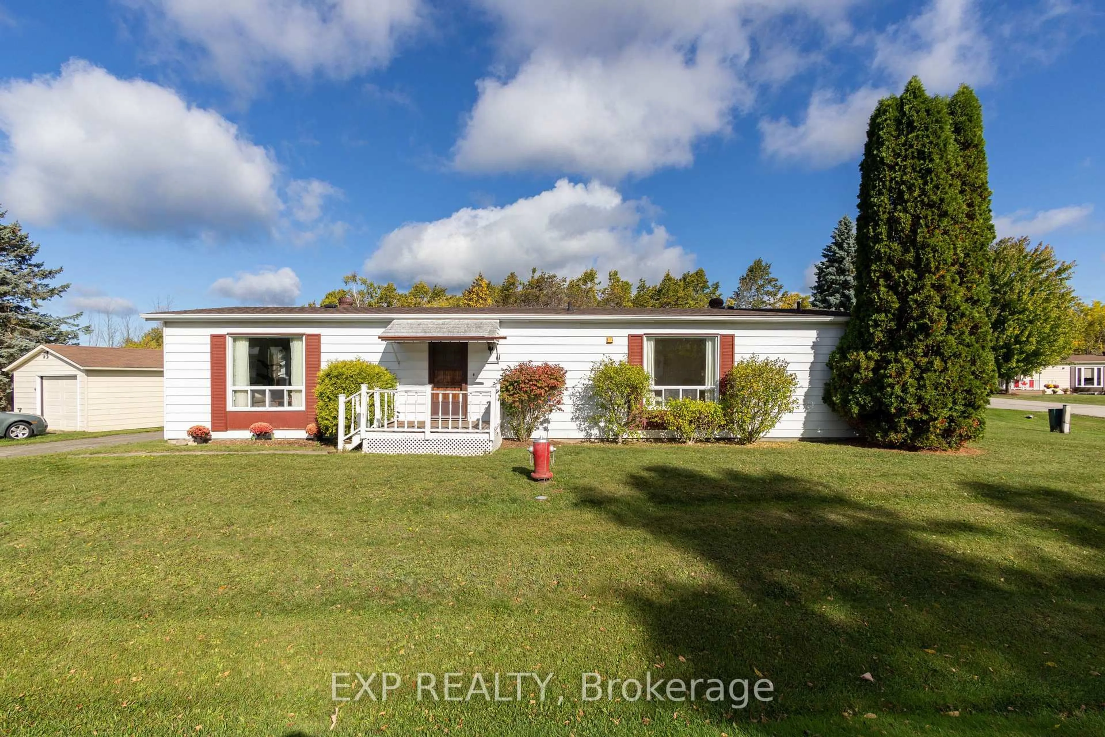 A pic from outside/outdoor area/front of a property/back of a property/a pic from drone, water/lake/river/ocean view for 11 Geneva Crt, Georgina Ontario L0E 1R0