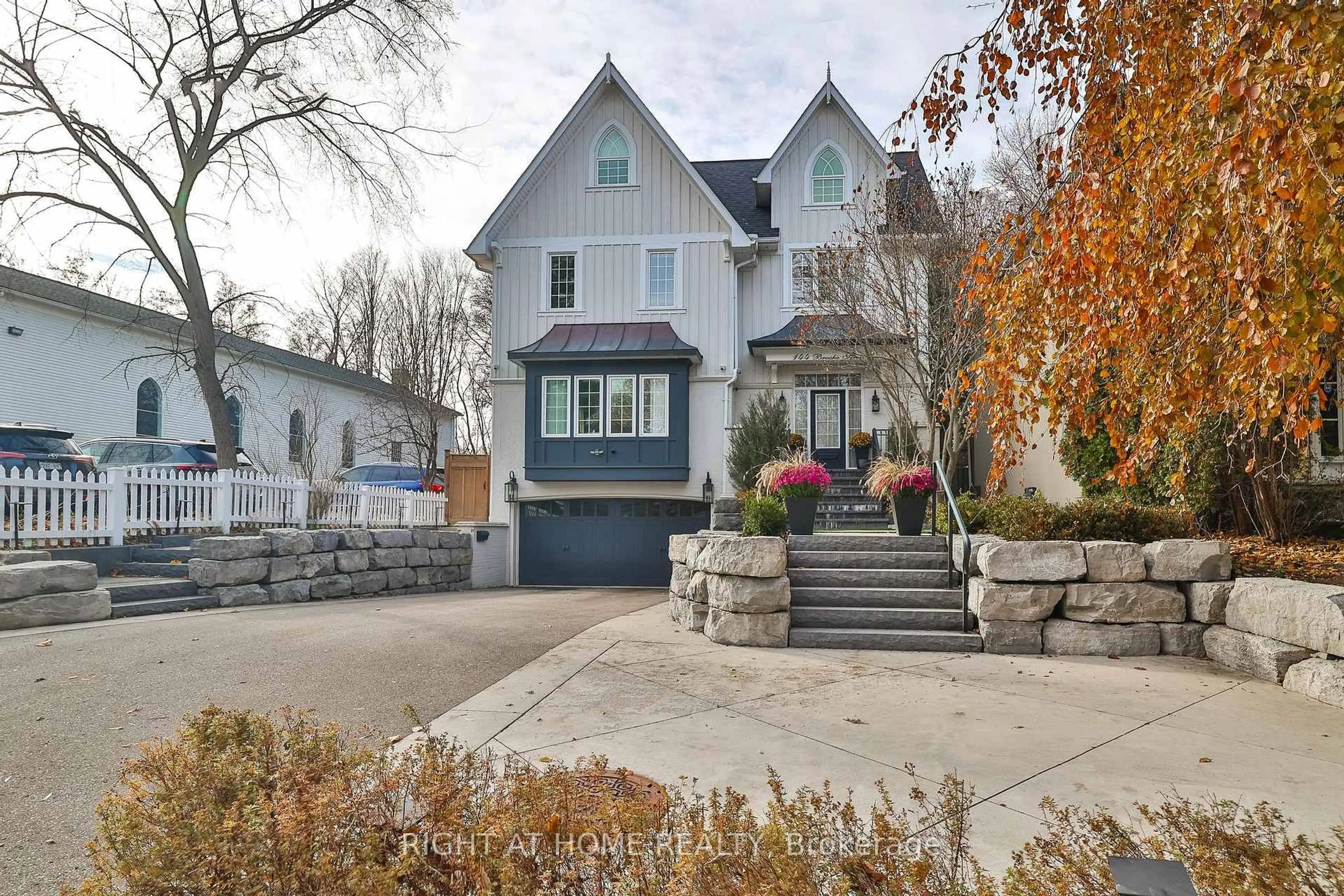 Unknown for 144 Brooke St, Vaughan Ontario L4J 1Y9