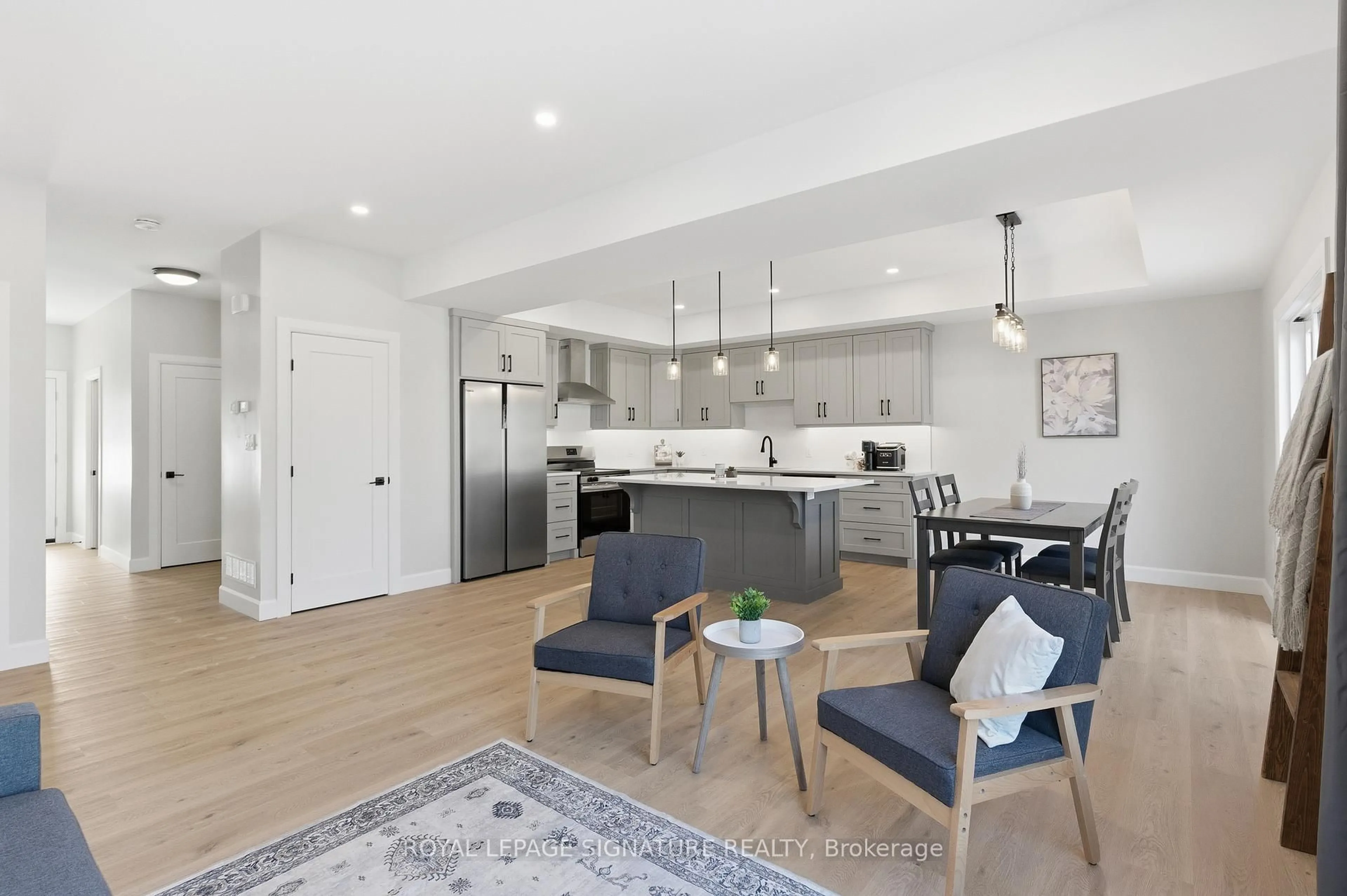 Open concept kitchen, unknown for 125 Sydenham St #B, Essa Ontario L0M 1B0