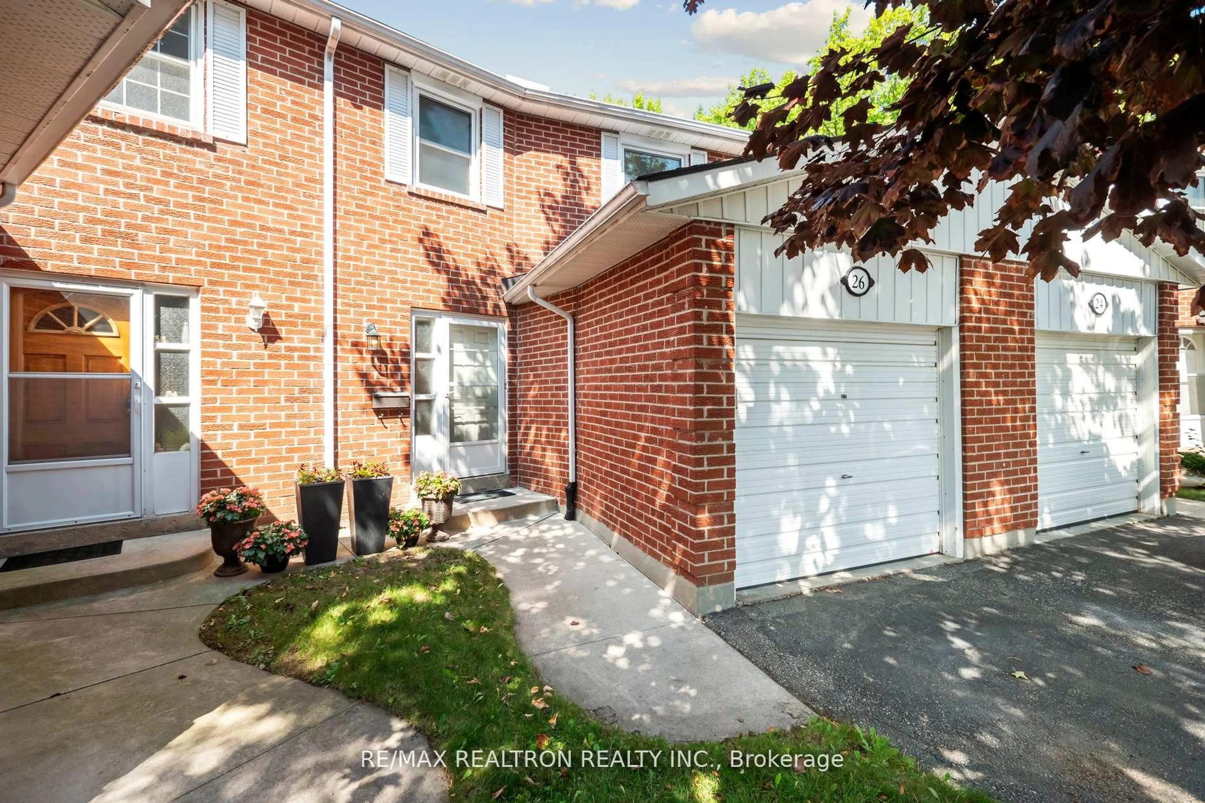 Home with brick exterior material, street for 26 Gordon Way, Markham Ontario L3T 5A2