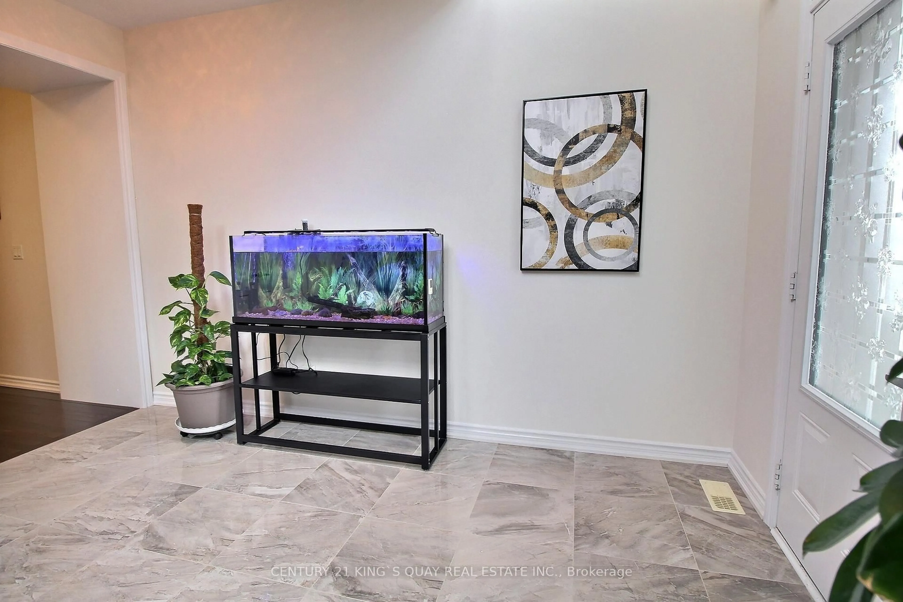 Unknown for 45 Chessington Ave, East Gwillimbury Ontario L9N 0R5