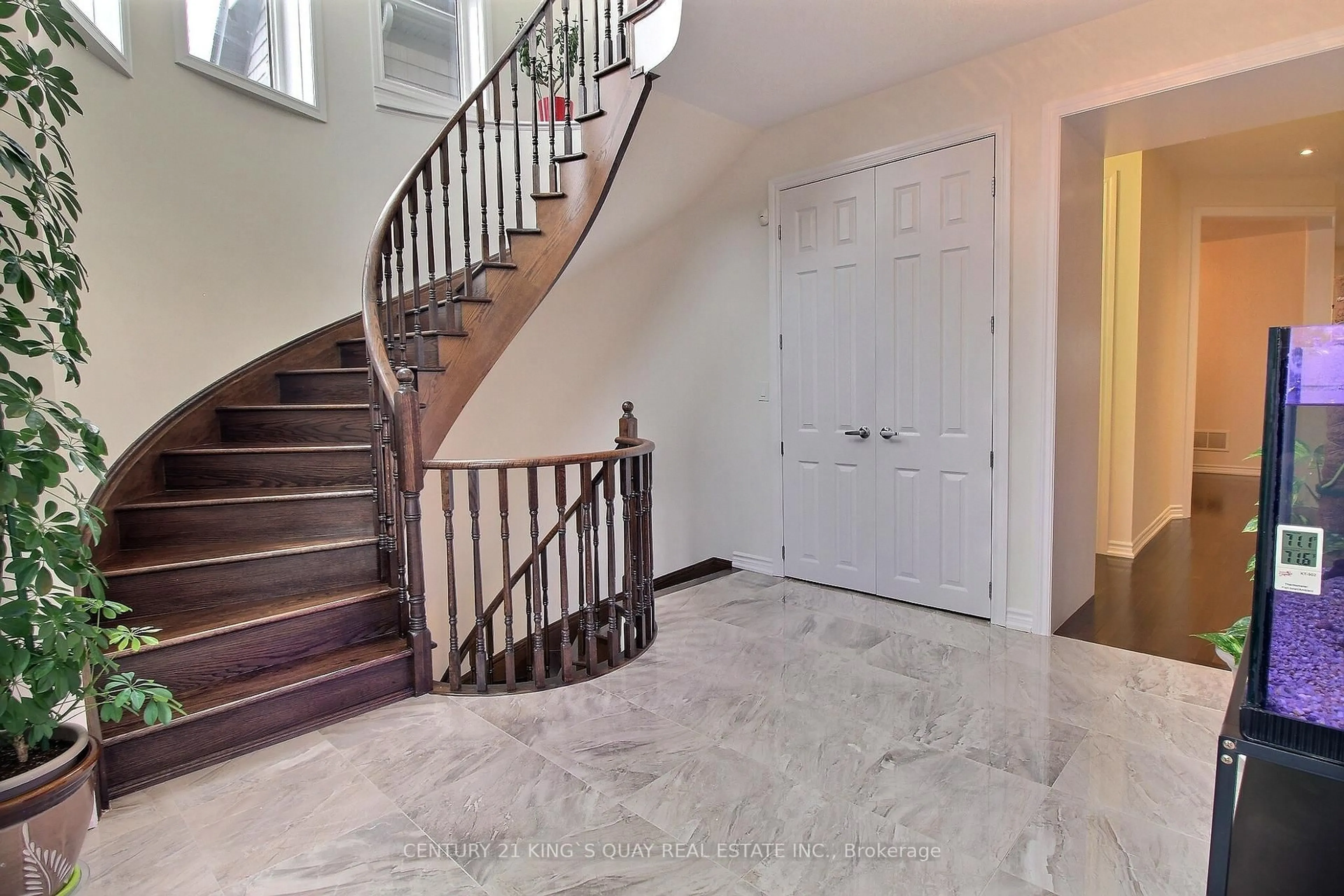 Unknown for 45 Chessington Ave, East Gwillimbury Ontario L9N 0R5