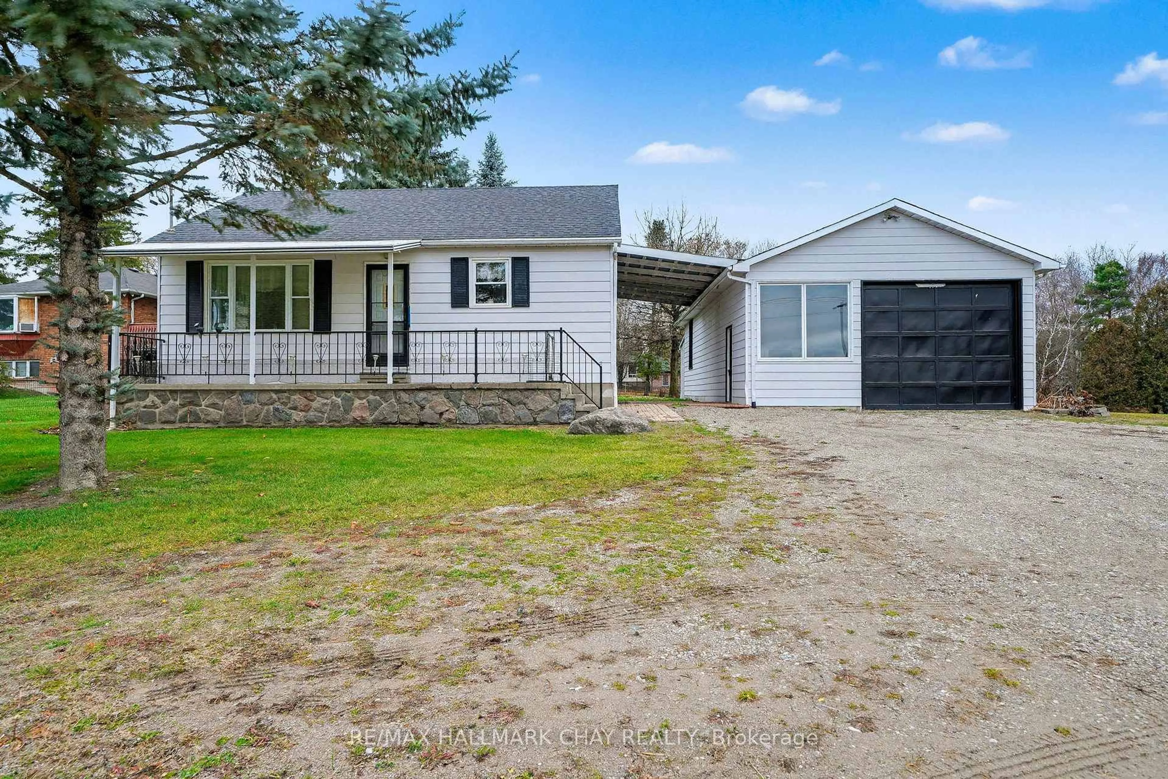 Home with vinyl exterior material, street for 5070 5th Line, New Tecumseth Ontario L0G 1W0