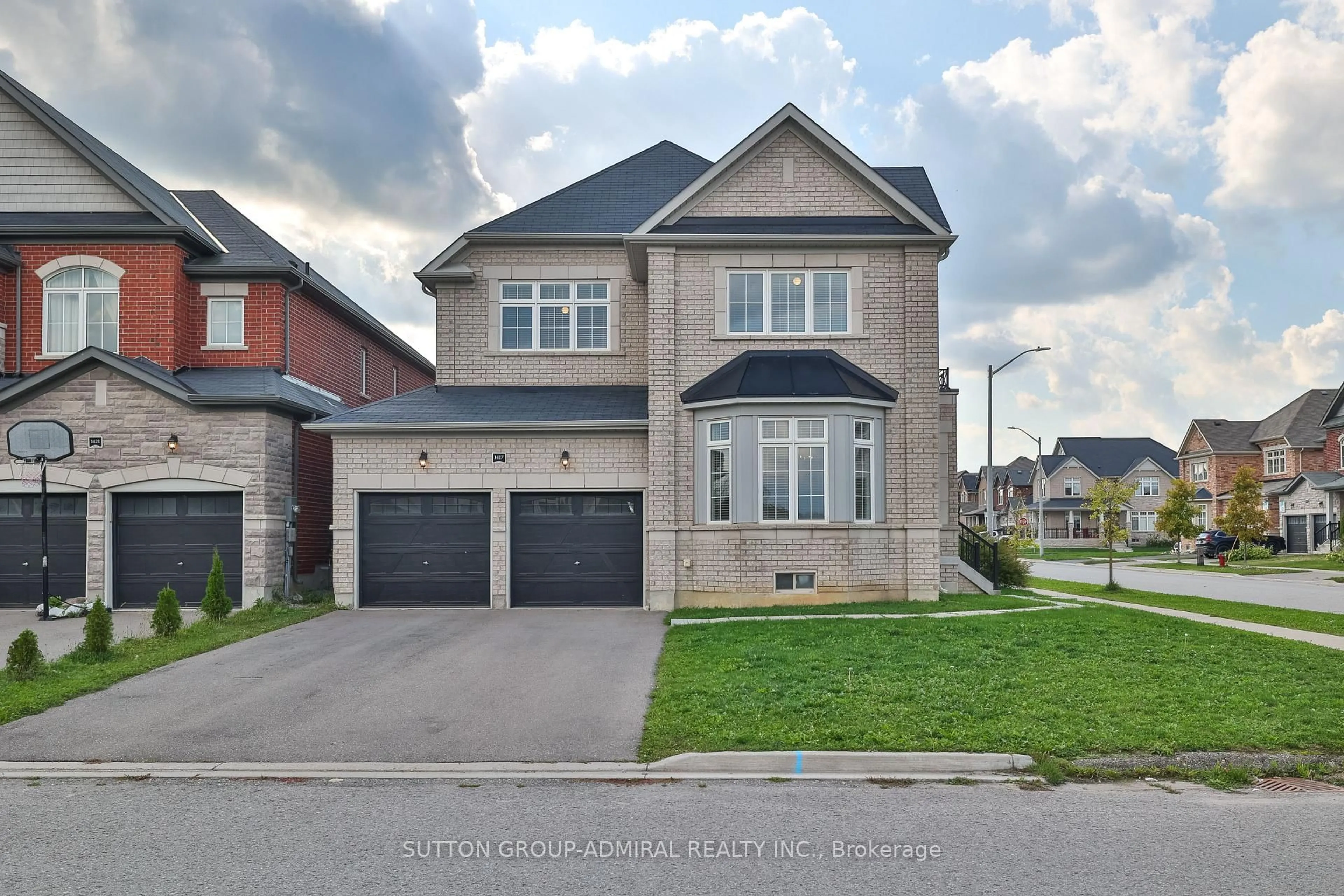 Home with brick exterior material, street for 1417 Farrow Cres, Innisfil Ontario L9S 0L6
