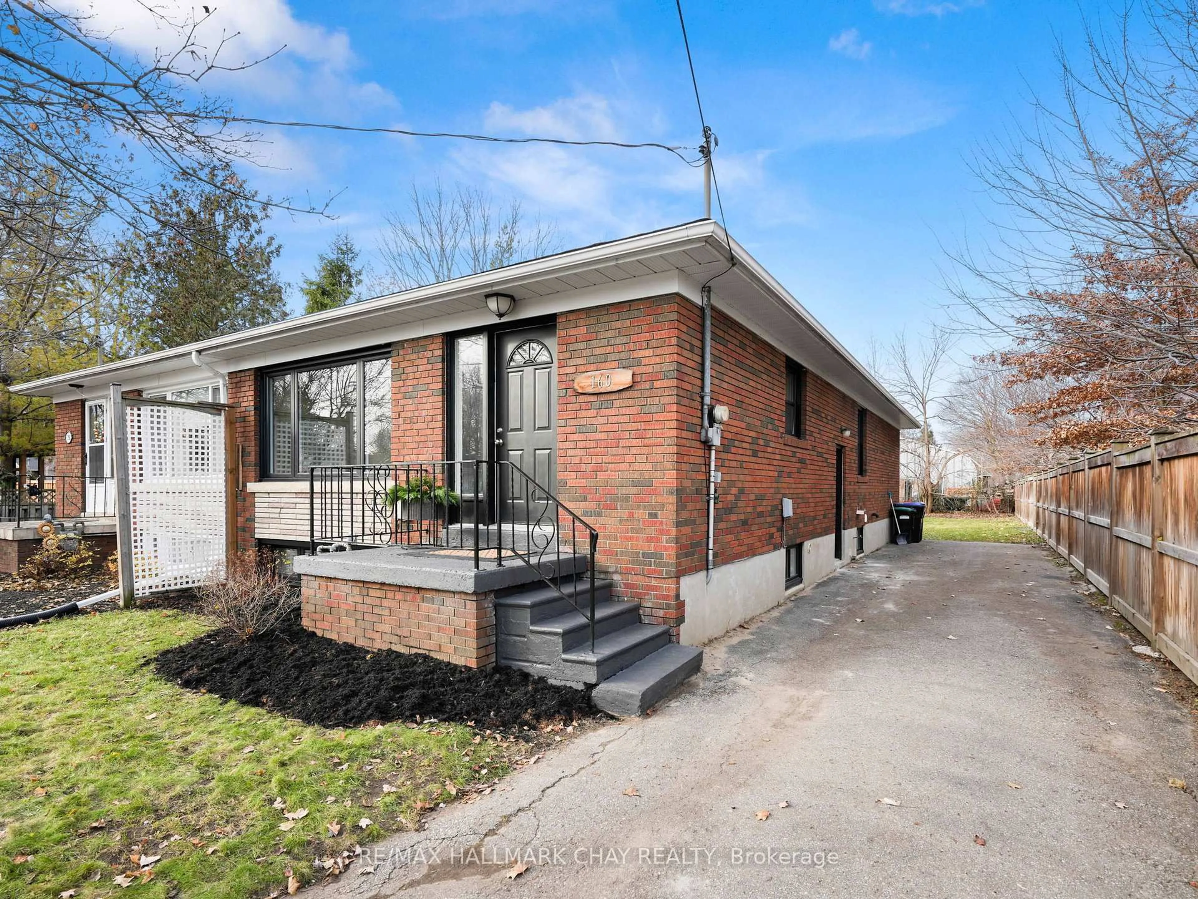 Home with brick exterior material, street for 160 Nelson St, New Tecumseth Ontario L9R 1G4