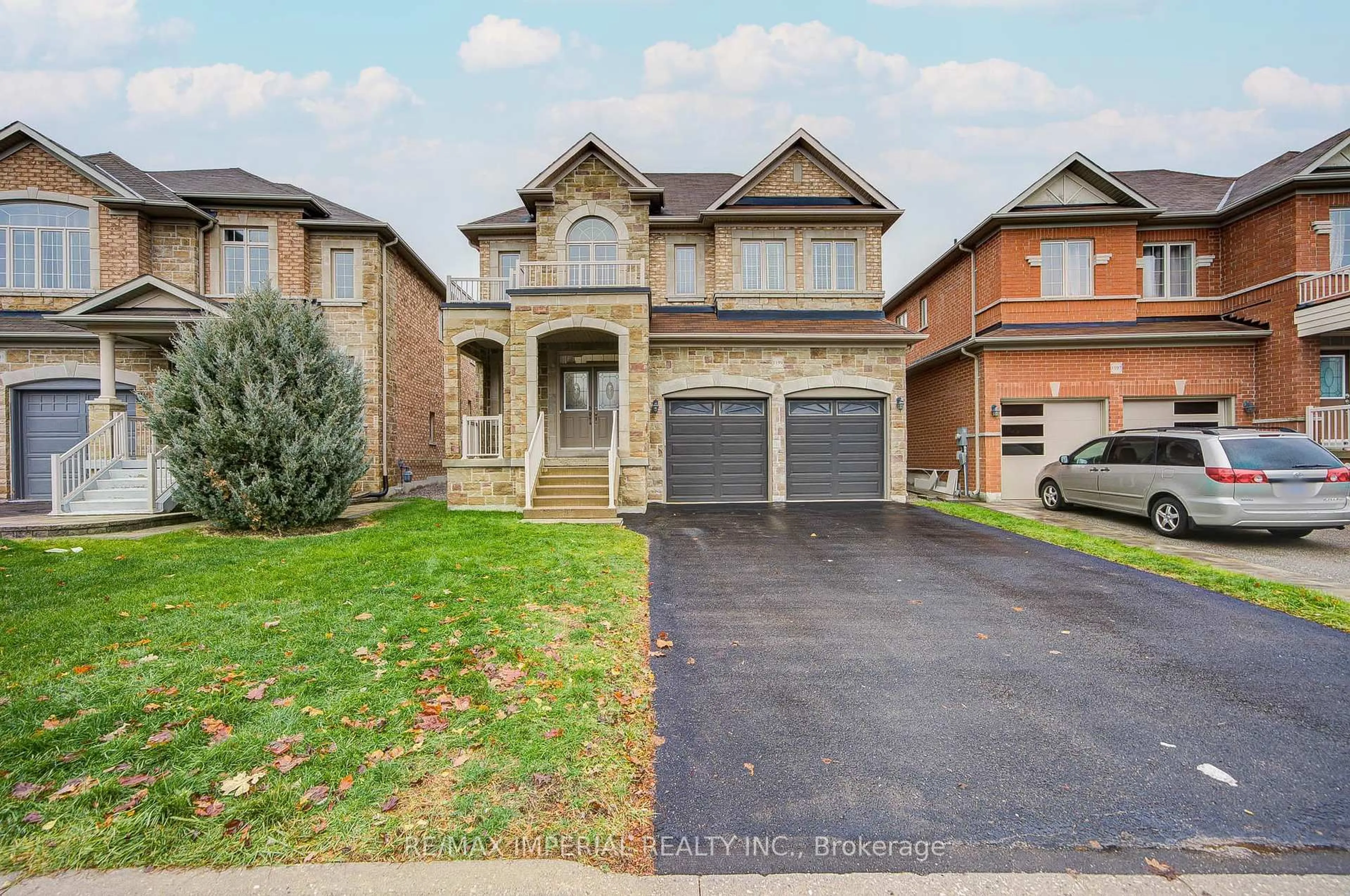Home with brick exterior material, street for 1199 McTavish Dr. Dr, Newmarket Ontario L3X 0A8