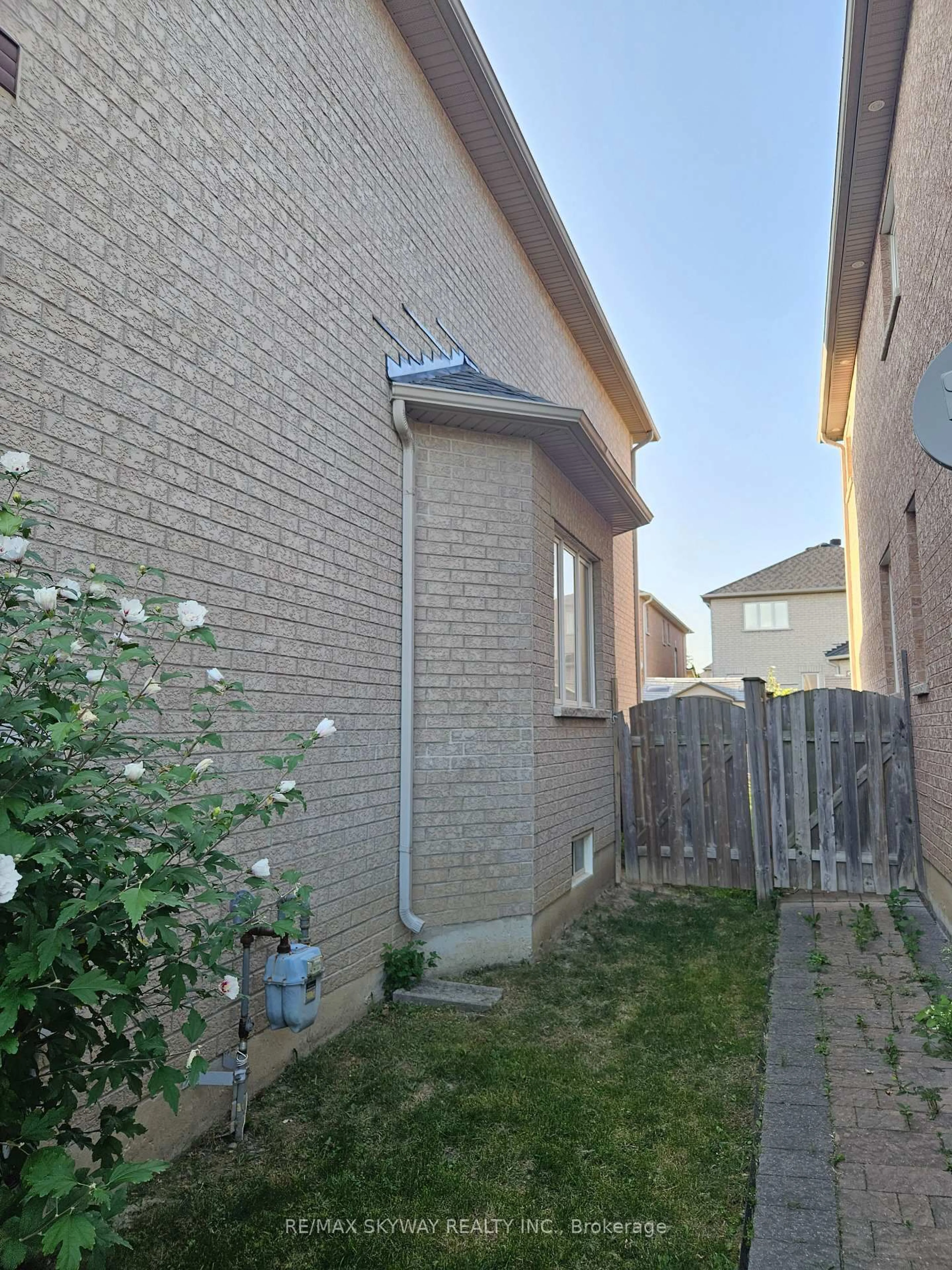 Unknown for 34 Terrance Dr, Markham Ontario L6B 0M2