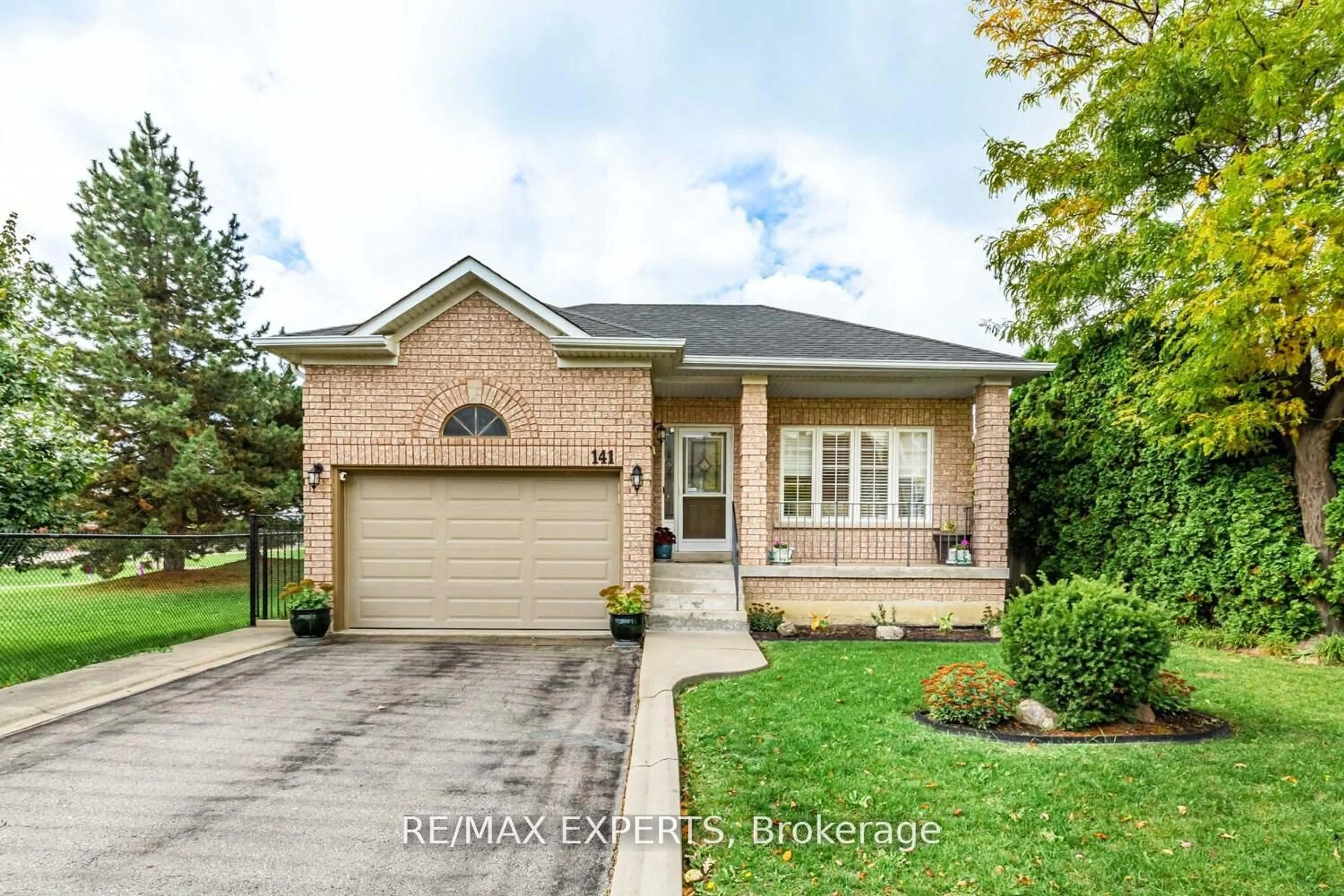 Home with brick exterior material, street for 141 Michelle Dr, Vaughan Ontario L4L 9E1