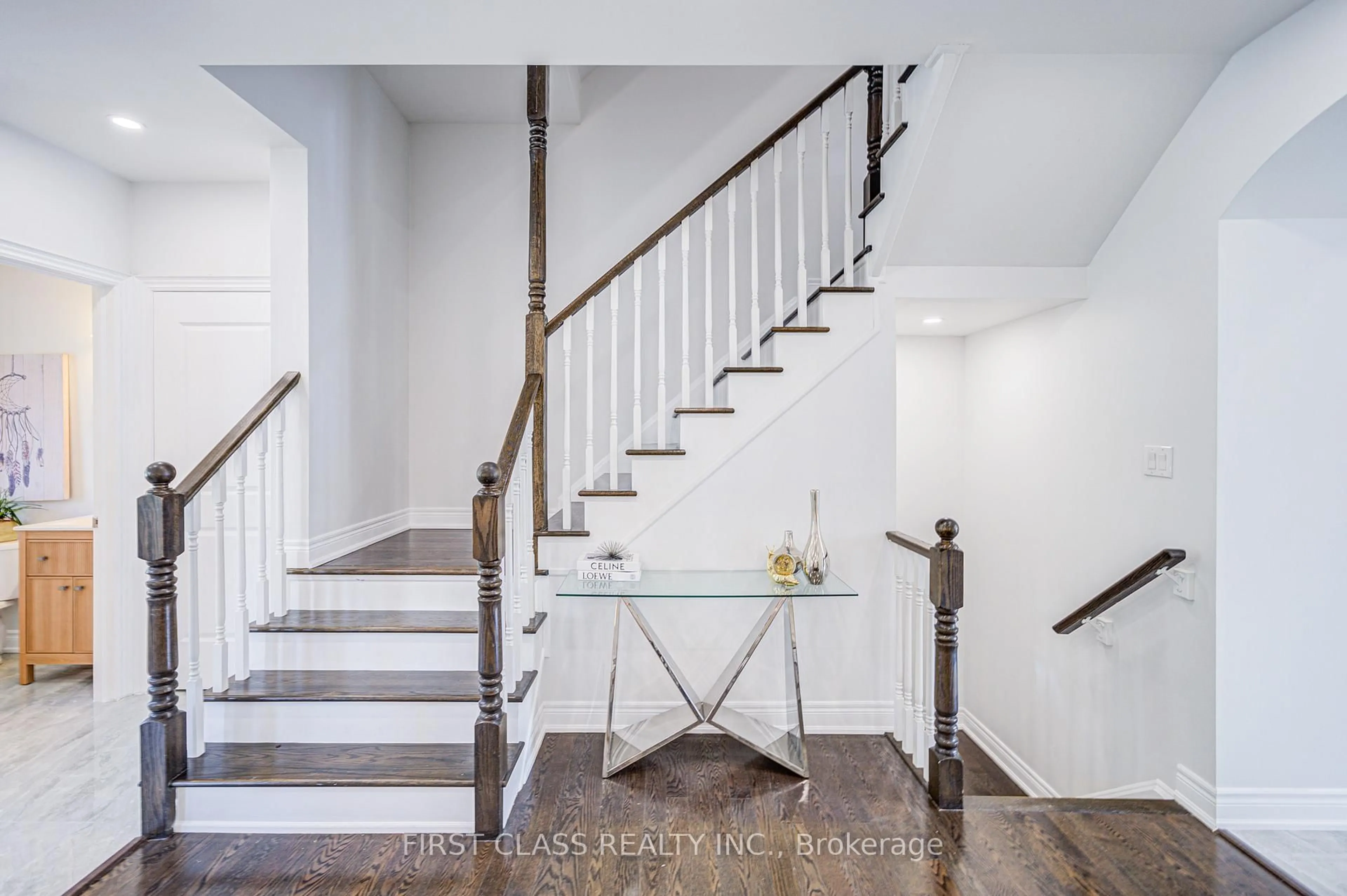 Unknown for 77 Diamond Jubilee Dr, Markham Ontario L6B 0Y5