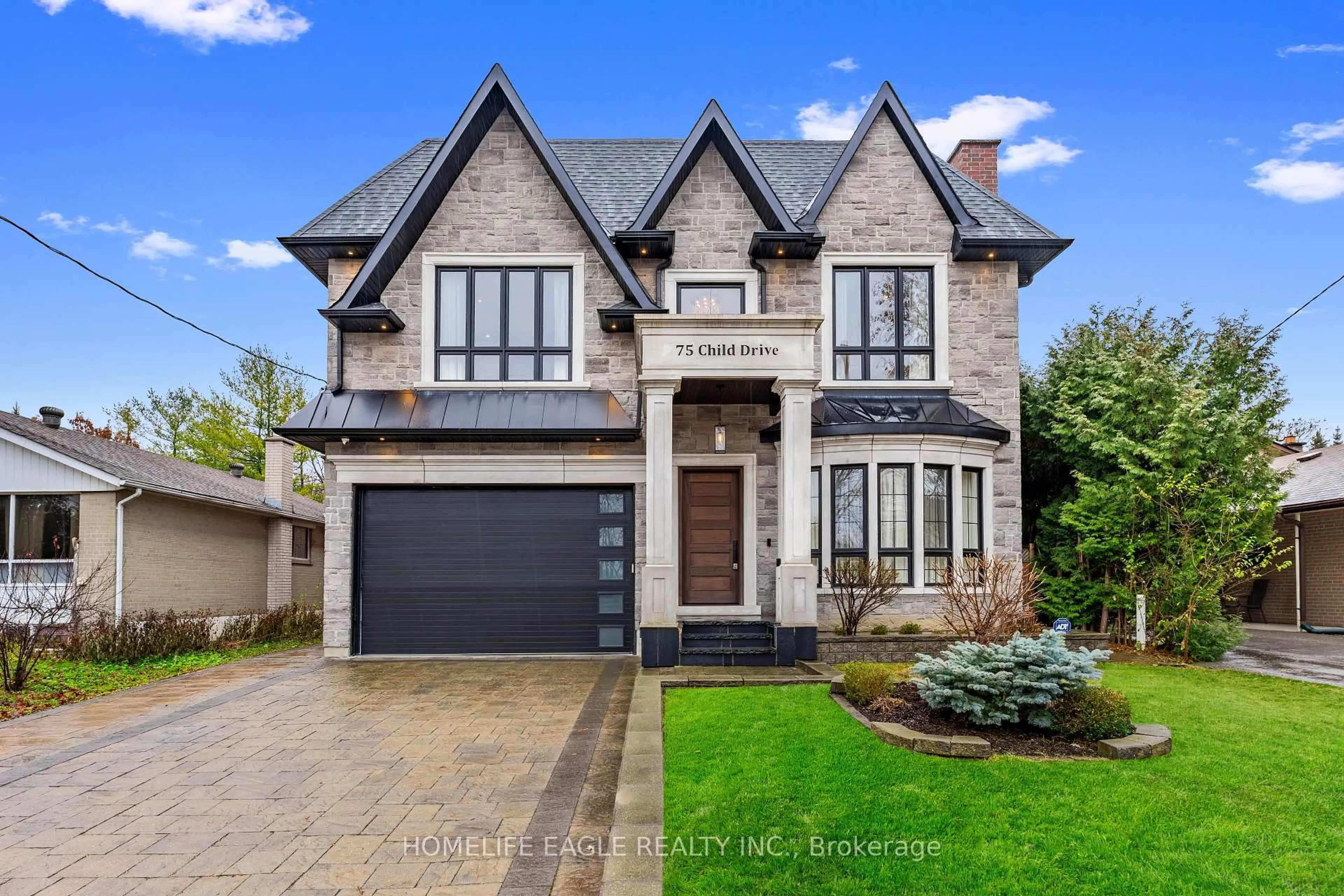 Home with brick exterior material, street for 75 Child Dr, Aurora Ontario L4G 1Y8