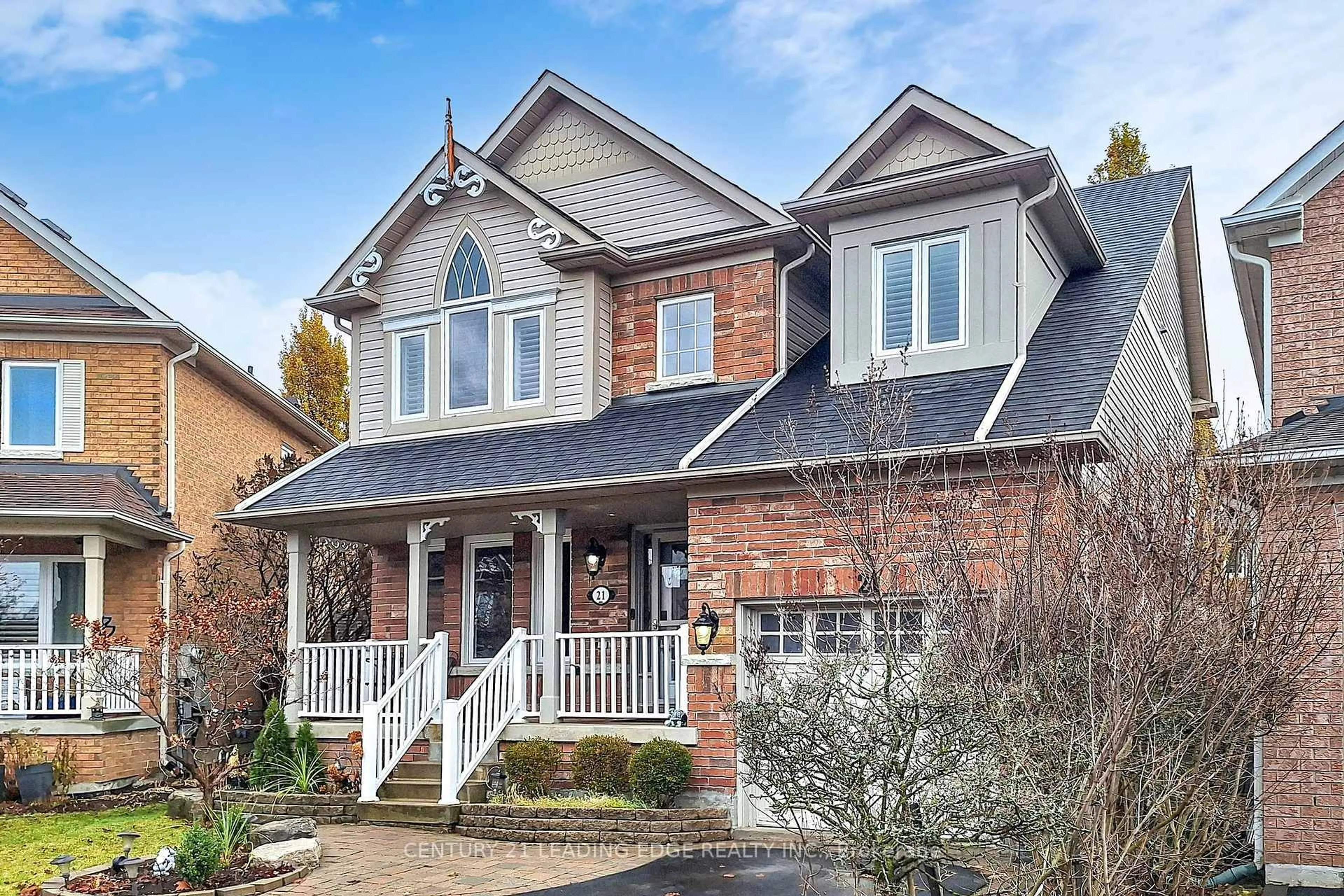 Home with brick exterior material, street for 21 Watkins Glen Cres, Aurora Ontario L3G 7P3