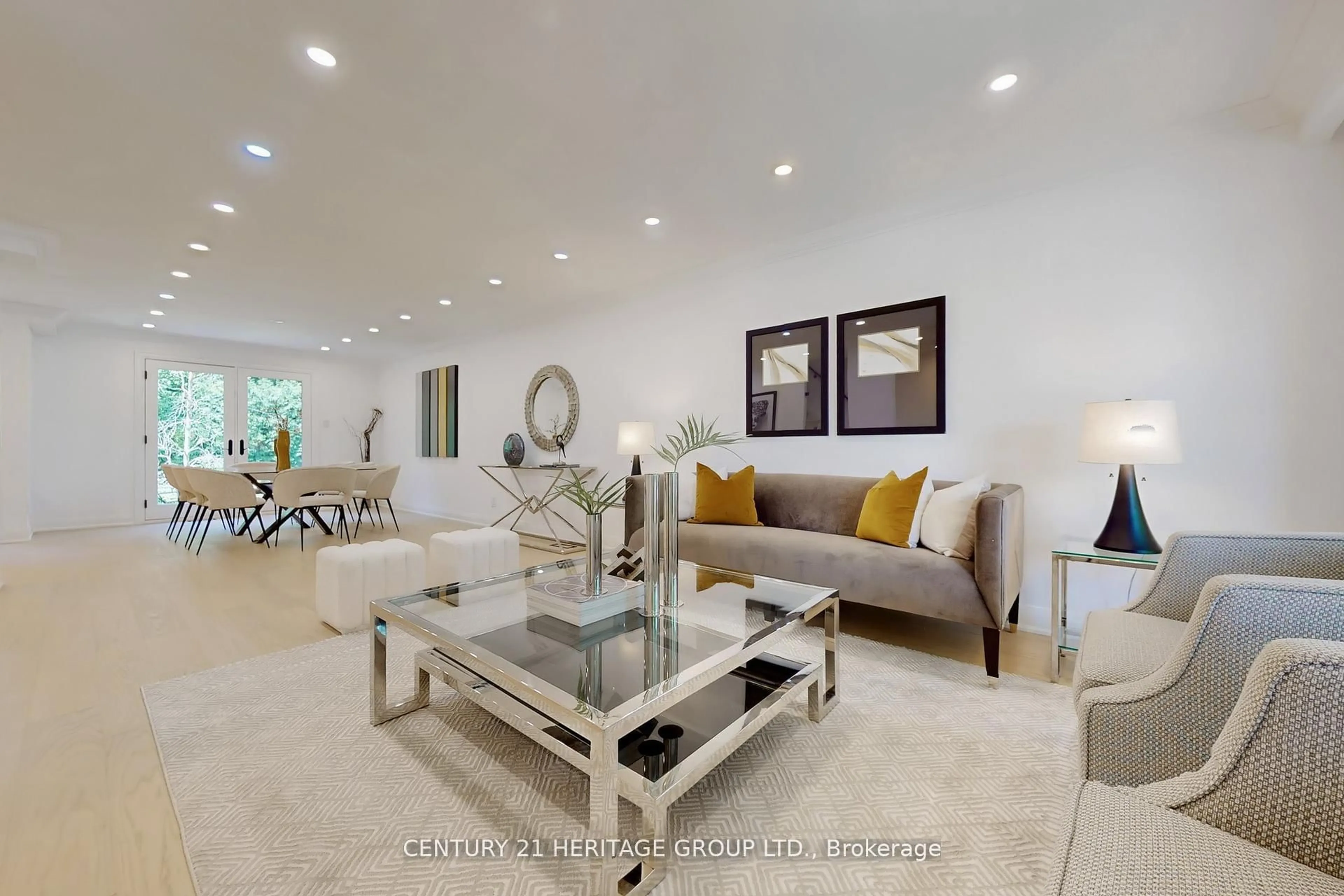 Living room with furniture, ceramic/tile floor for 10 Cherry Blossom Lane, Markham Ontario L3T 3B9