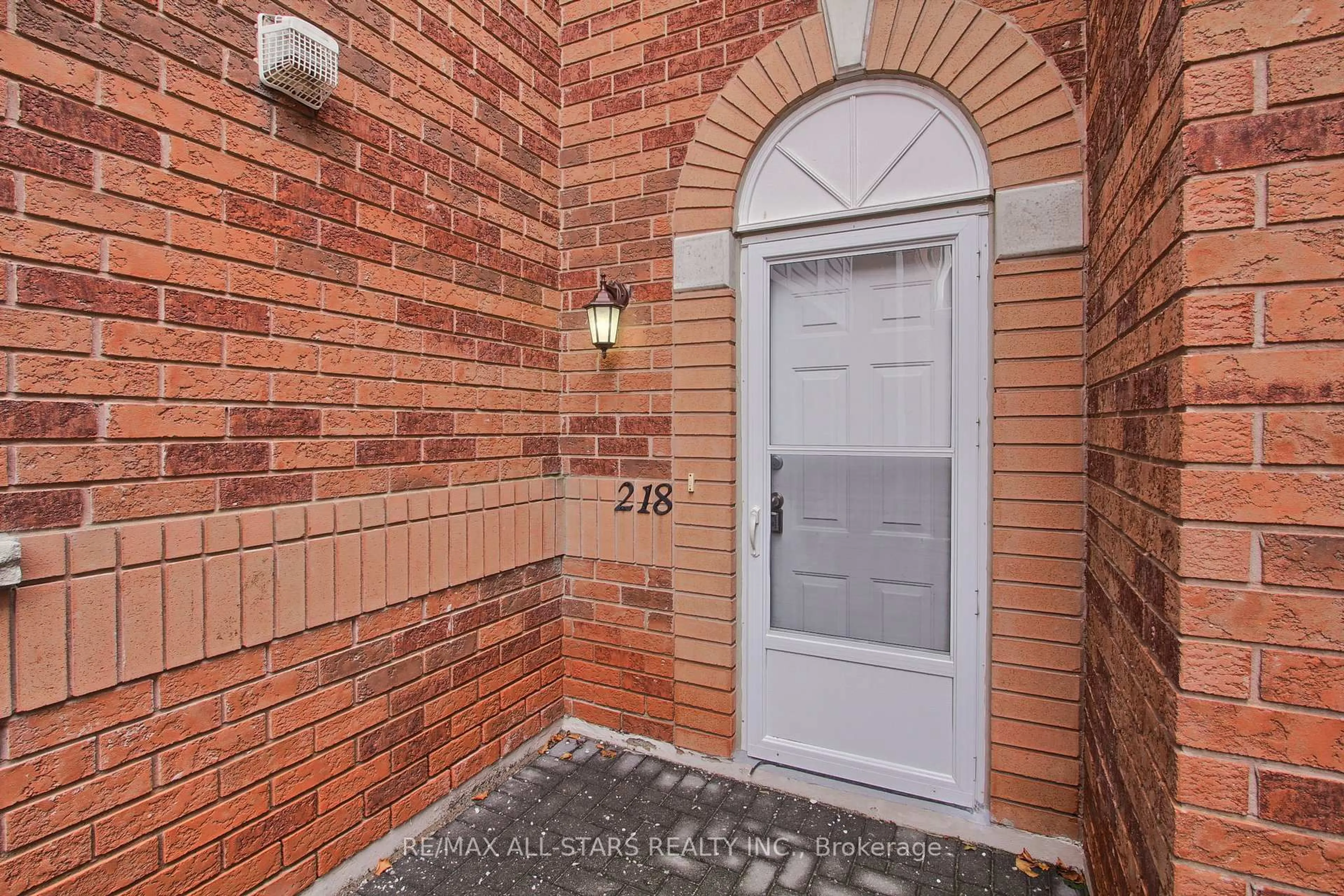 Unknown for 12421 Ninth Line #218, Whitchurch-Stouffville Ontario L4A 1J3