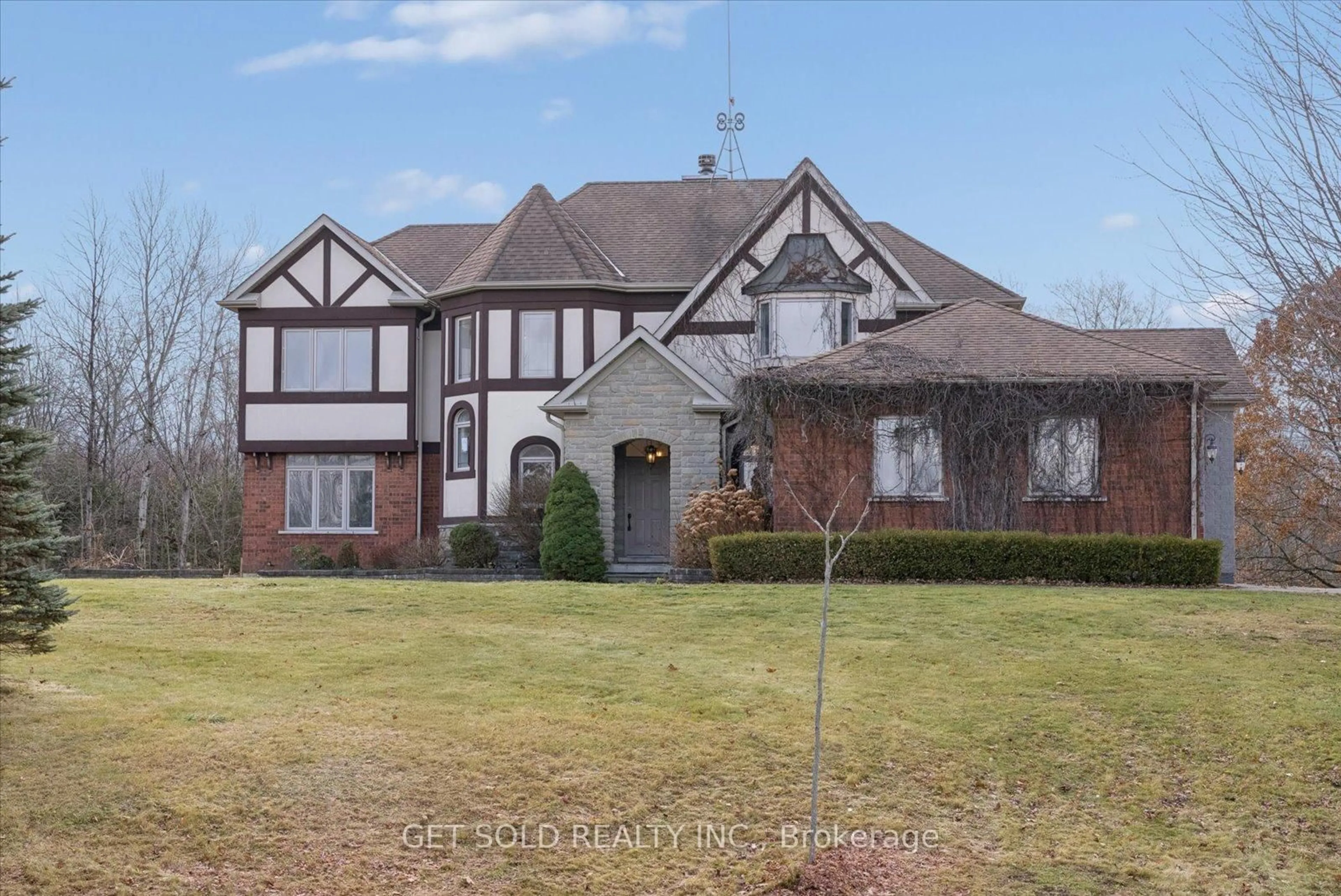 Home with brick exterior material, street for 5 Hawkwing Crt, Whitchurch-Stouffville Ontario L3Y 4W1