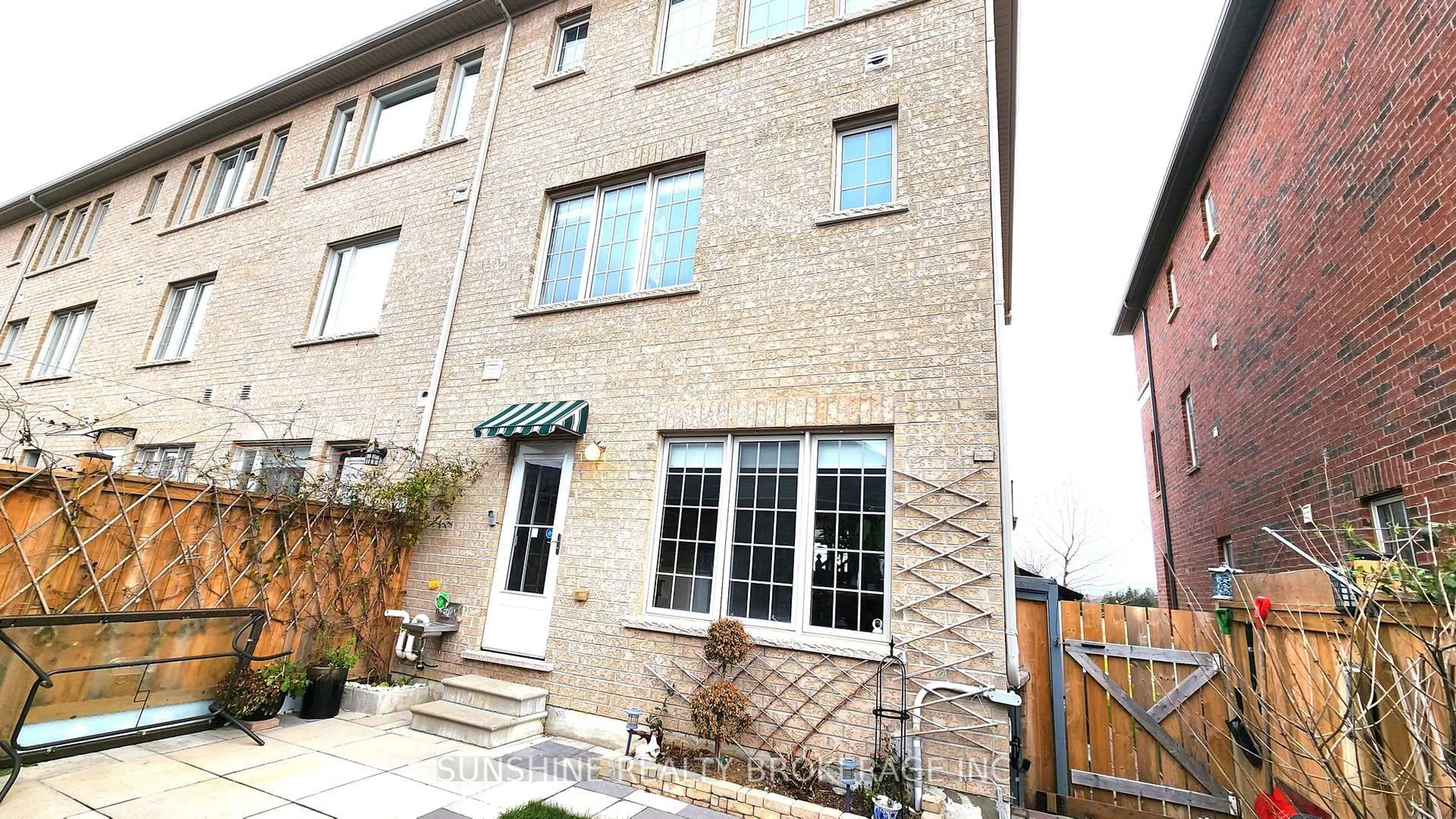 Unknown for 1980 DONALD COUSENS Pkwy, Markham Ontario L6B 0Z6