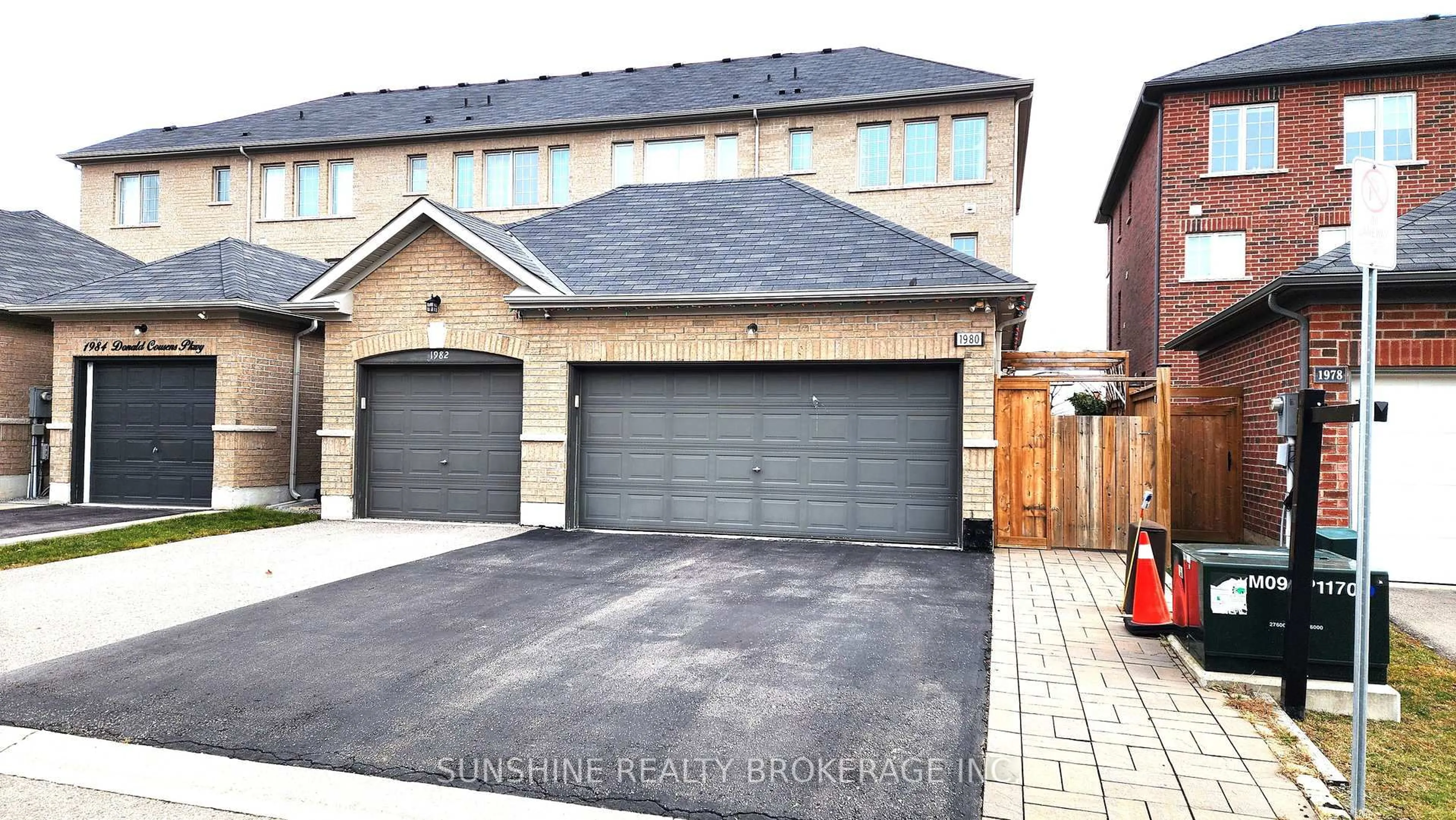 Unknown for 1980 DONALD COUSENS Pkwy, Markham Ontario L6B 0Z6