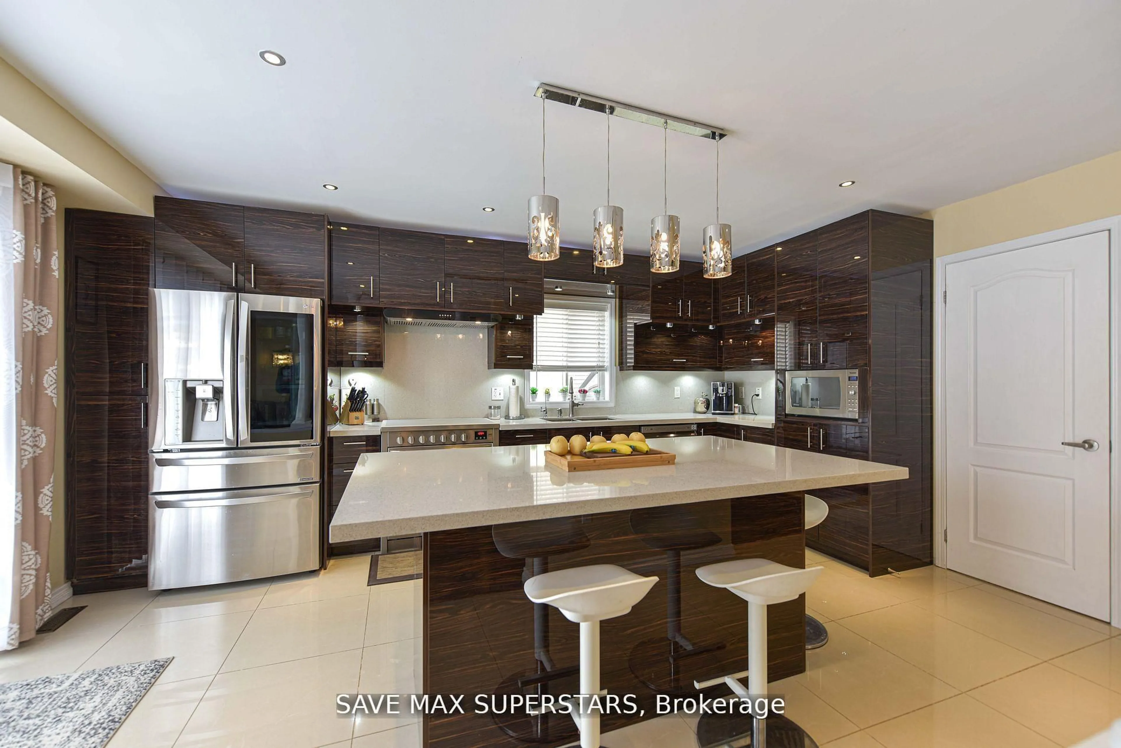 Contemporary kitchen, ceramic/tile floor for 1246 LESLIE Dr, Innisfil Ontario L9S 0G3