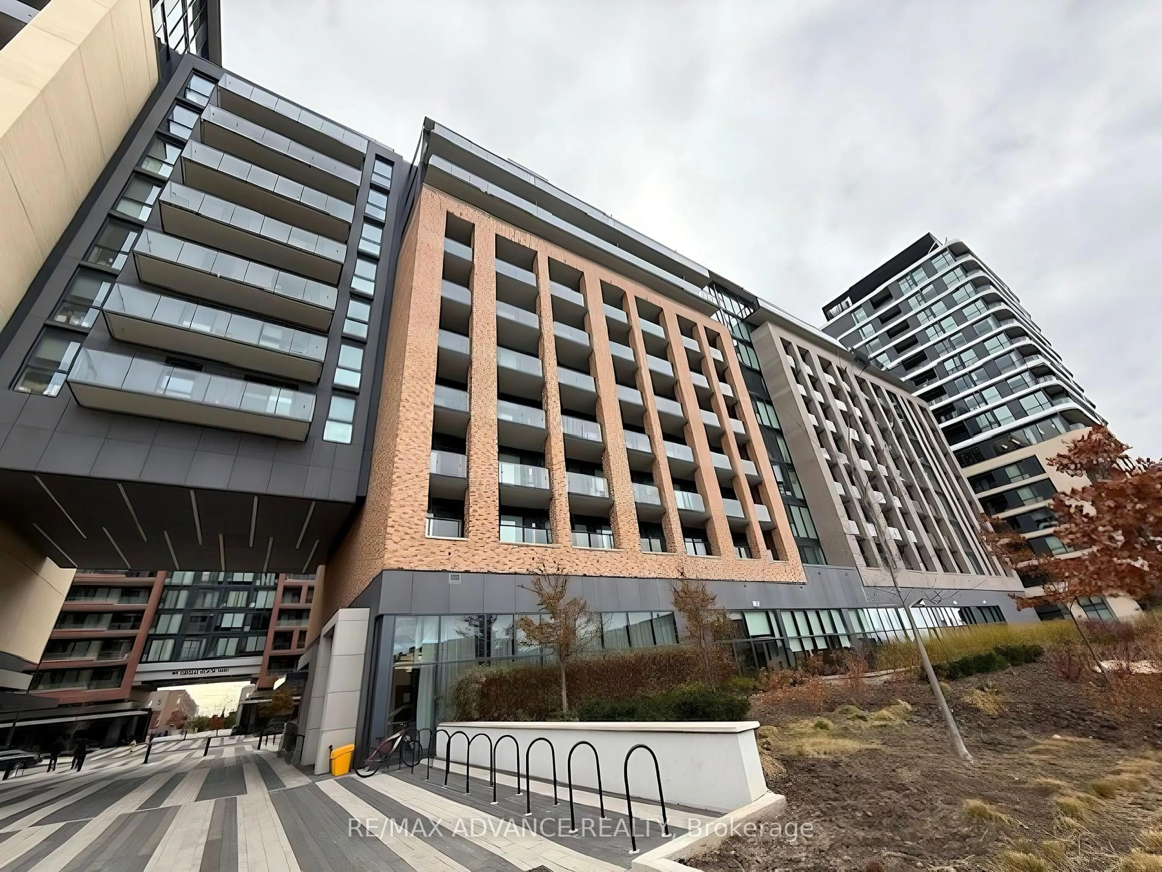 Unknown for 100 Eagle Rock Way #616, Vaughan Ontario L6A 5B9