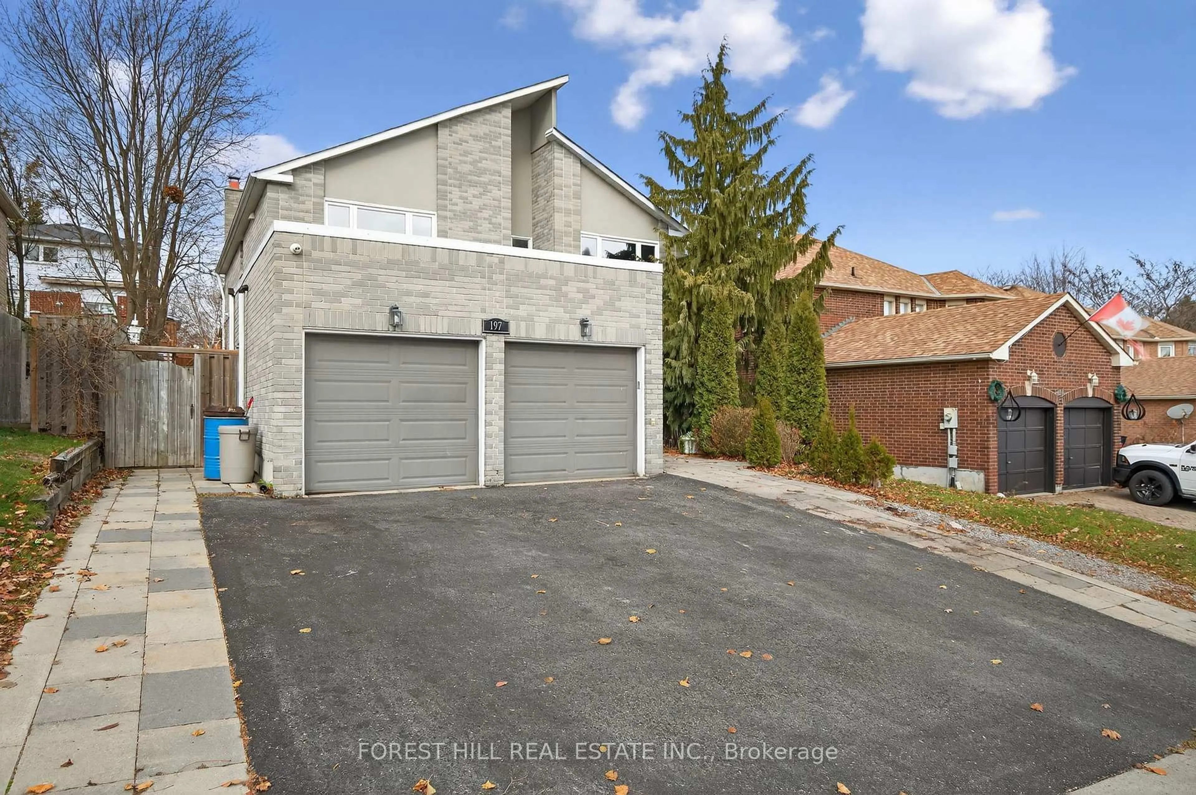 Unknown for 197 Bristol Rd, Newmarket Ontario L3Y 7X9