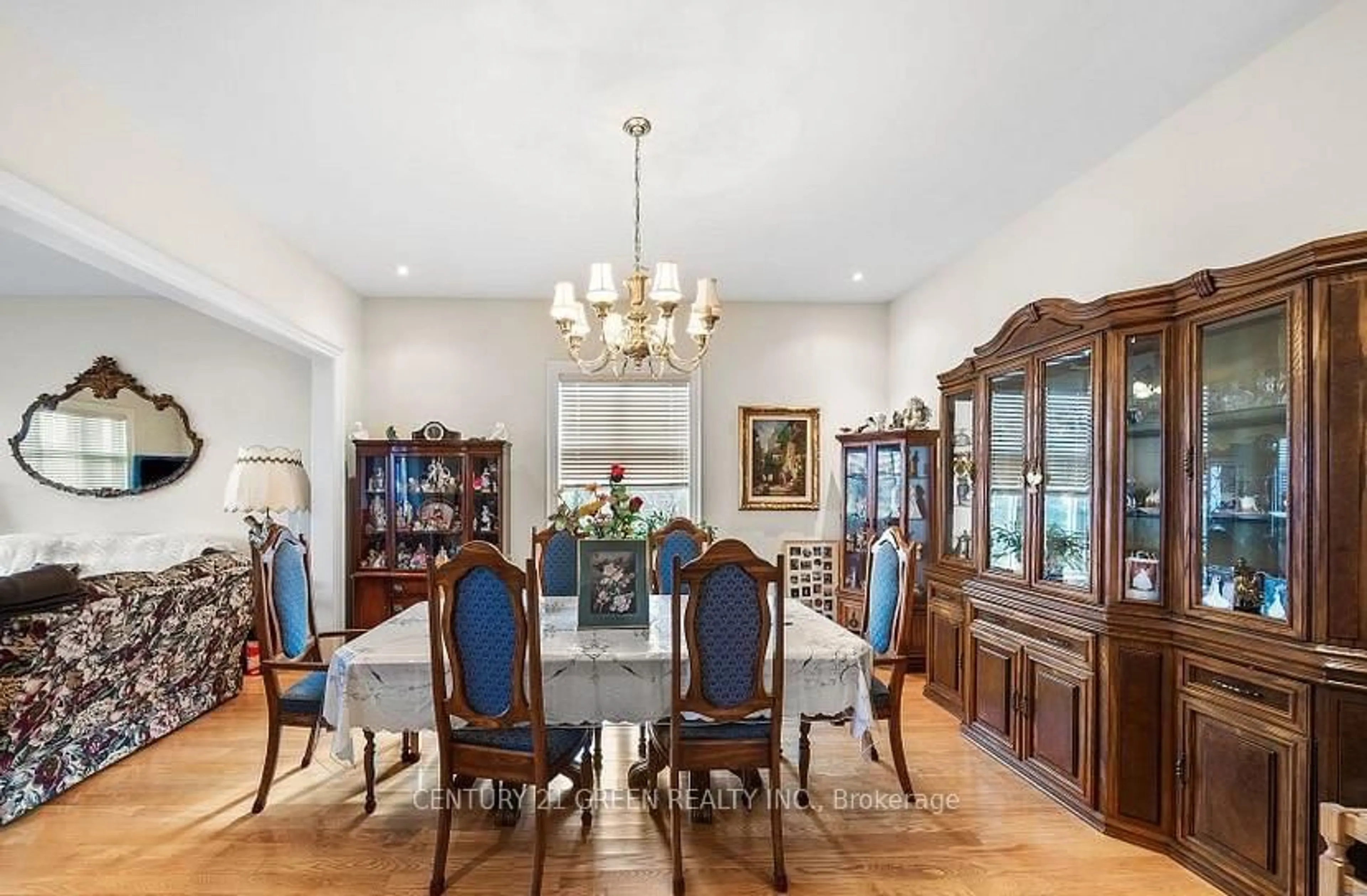 Dining room, unknown for 40 Simmons St, Vaughan Ontario L4L 1A7