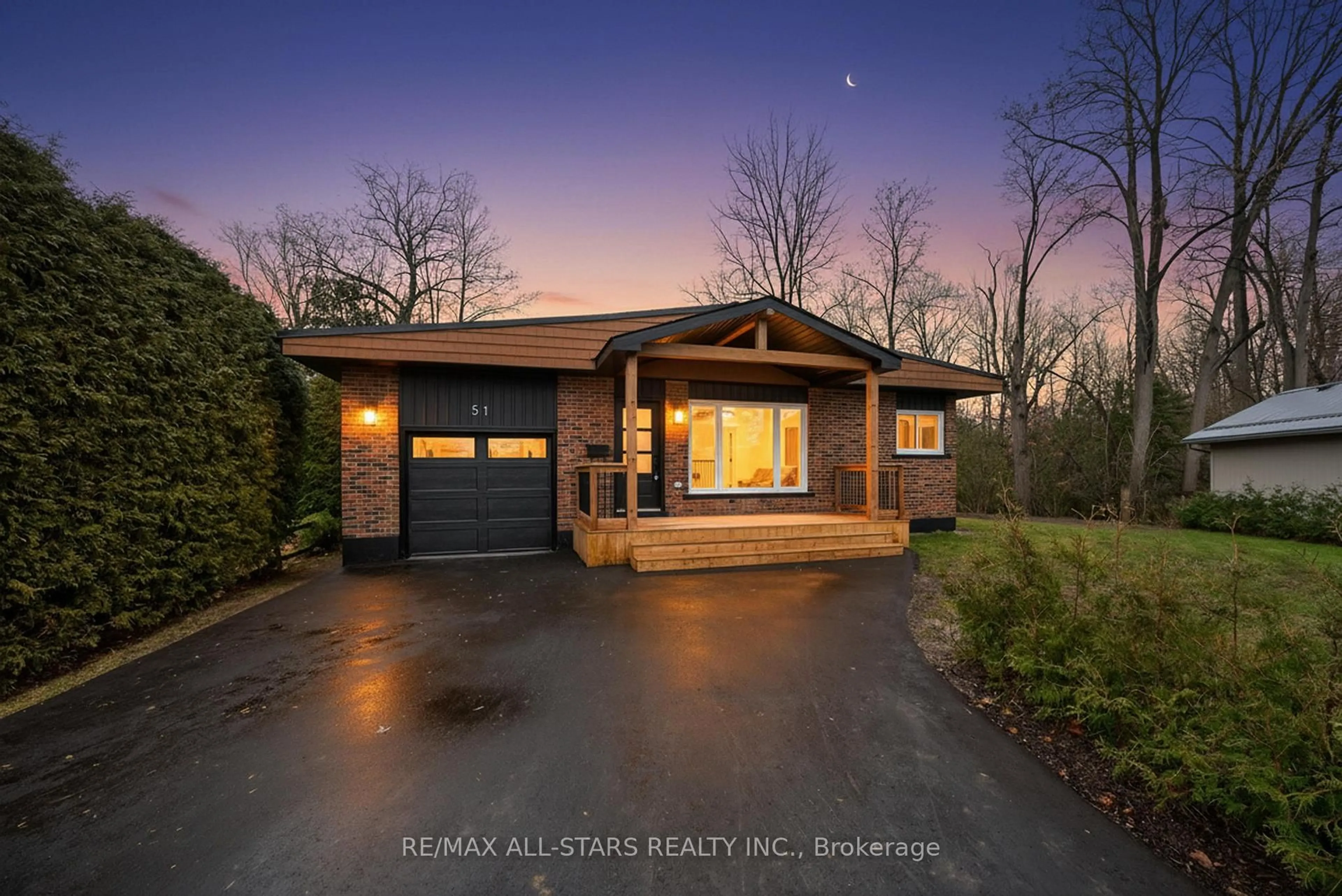 Unknown for 51 Garrett Dr, Georgina Ontario L0E 1R0