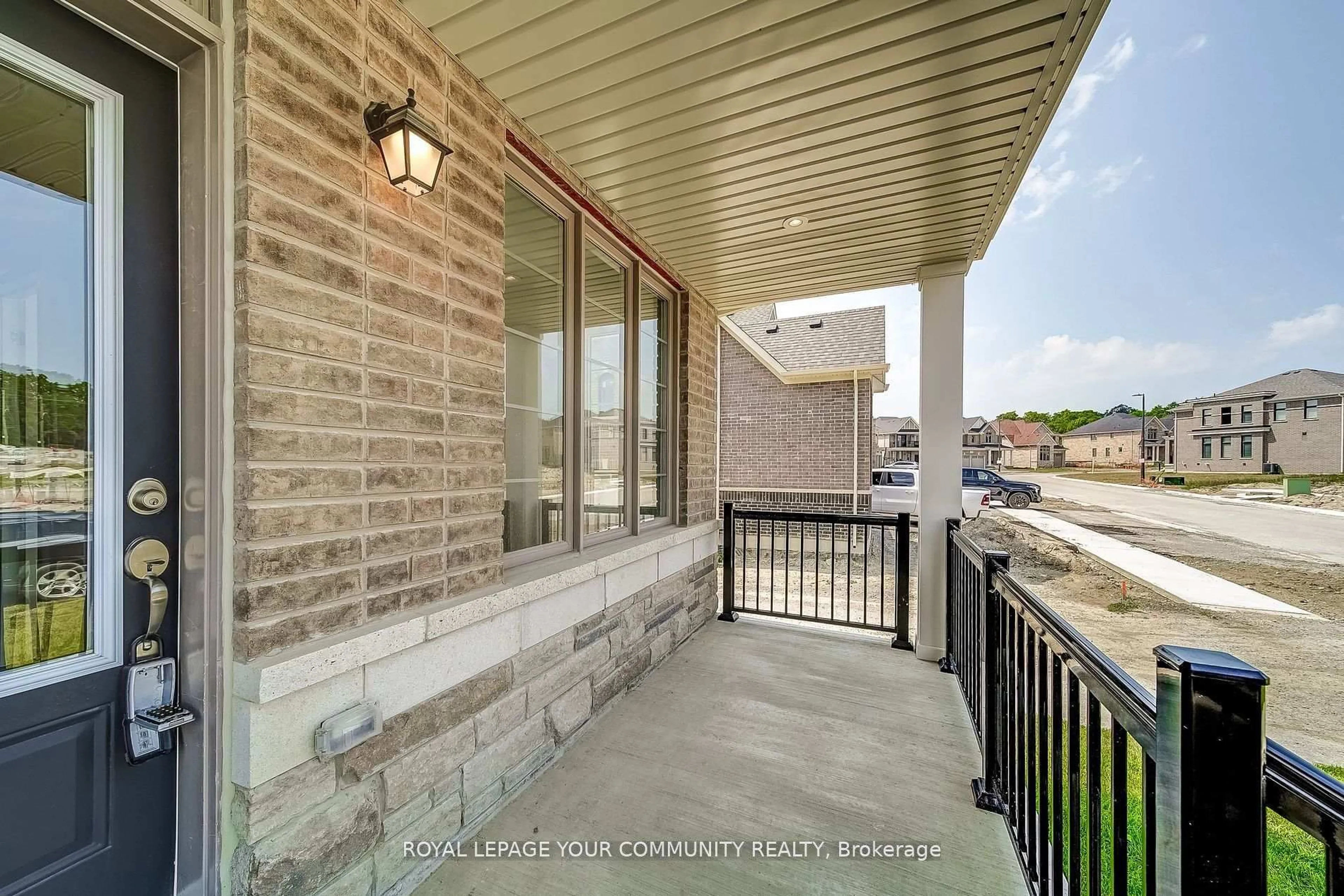 Unknown for 35 Big Canoe Dr, Georgina Ontario L0E 1R0