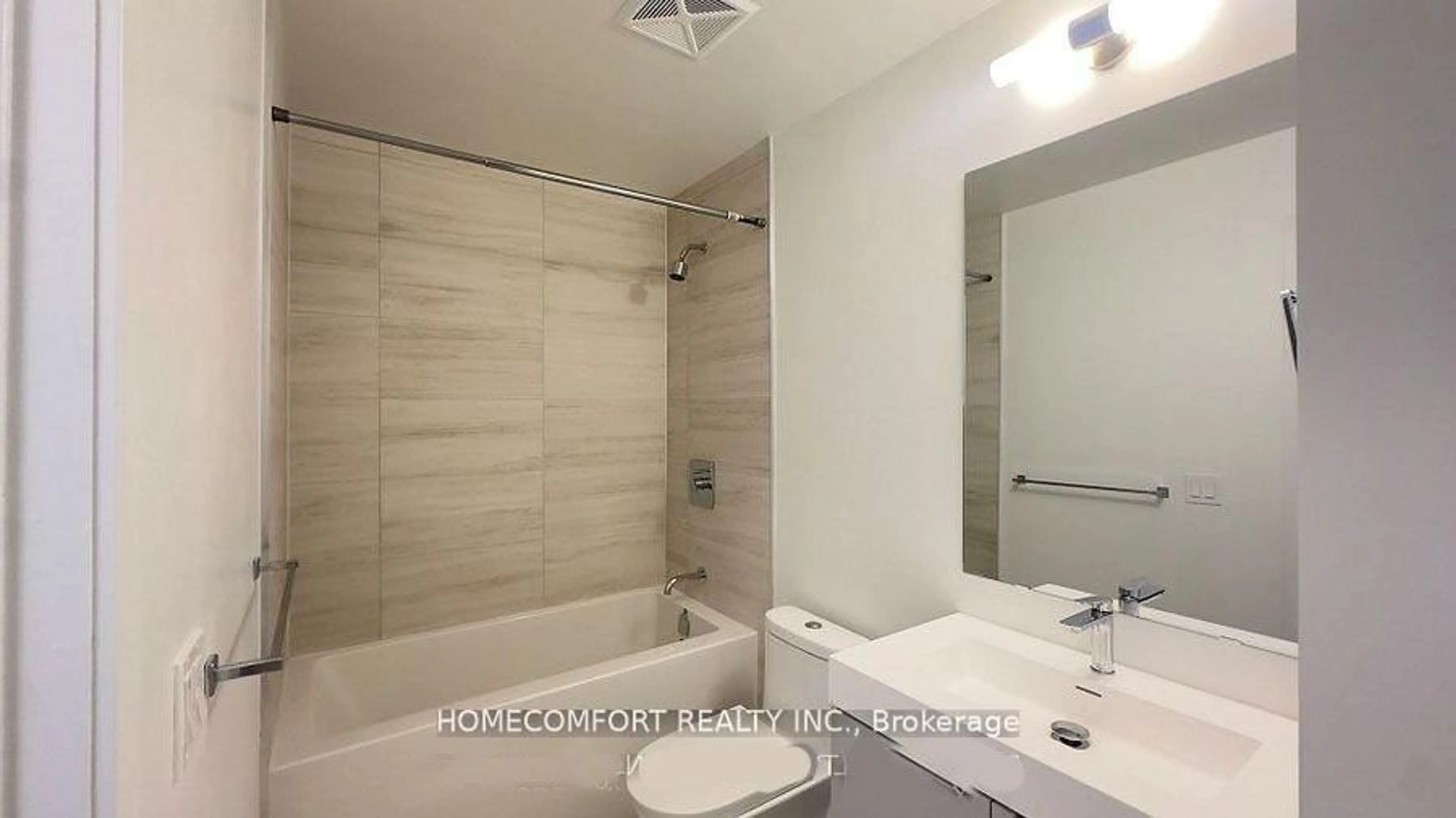 Standard bathroom, ceramic/tile floor for 498 Caldari Rd #1122, Vaughan Ontario L4K 0R6