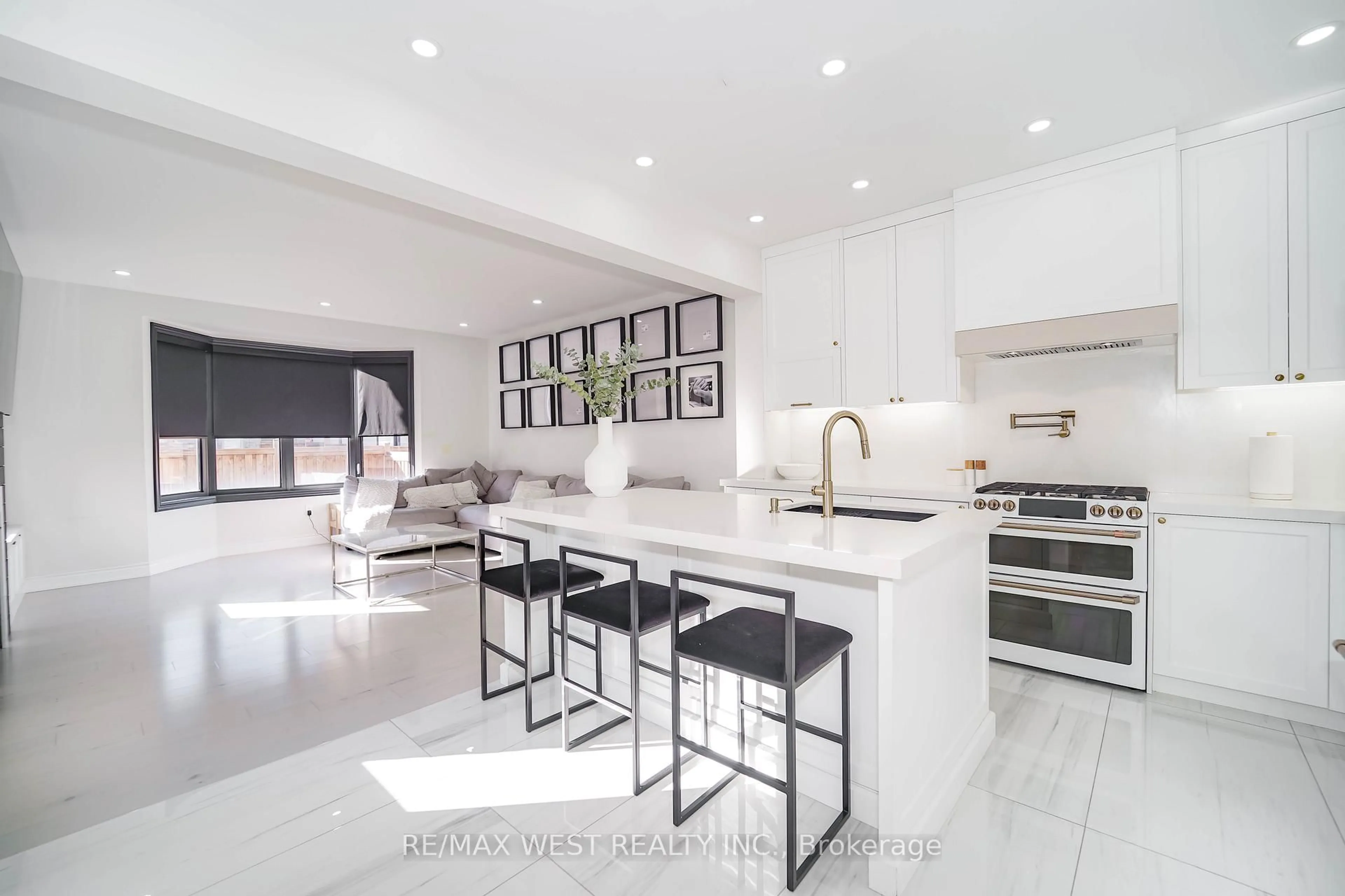 Contemporary kitchen, ceramic/tile floor for 61 Bellefond St, Vaughan Ontario L4H 5C5