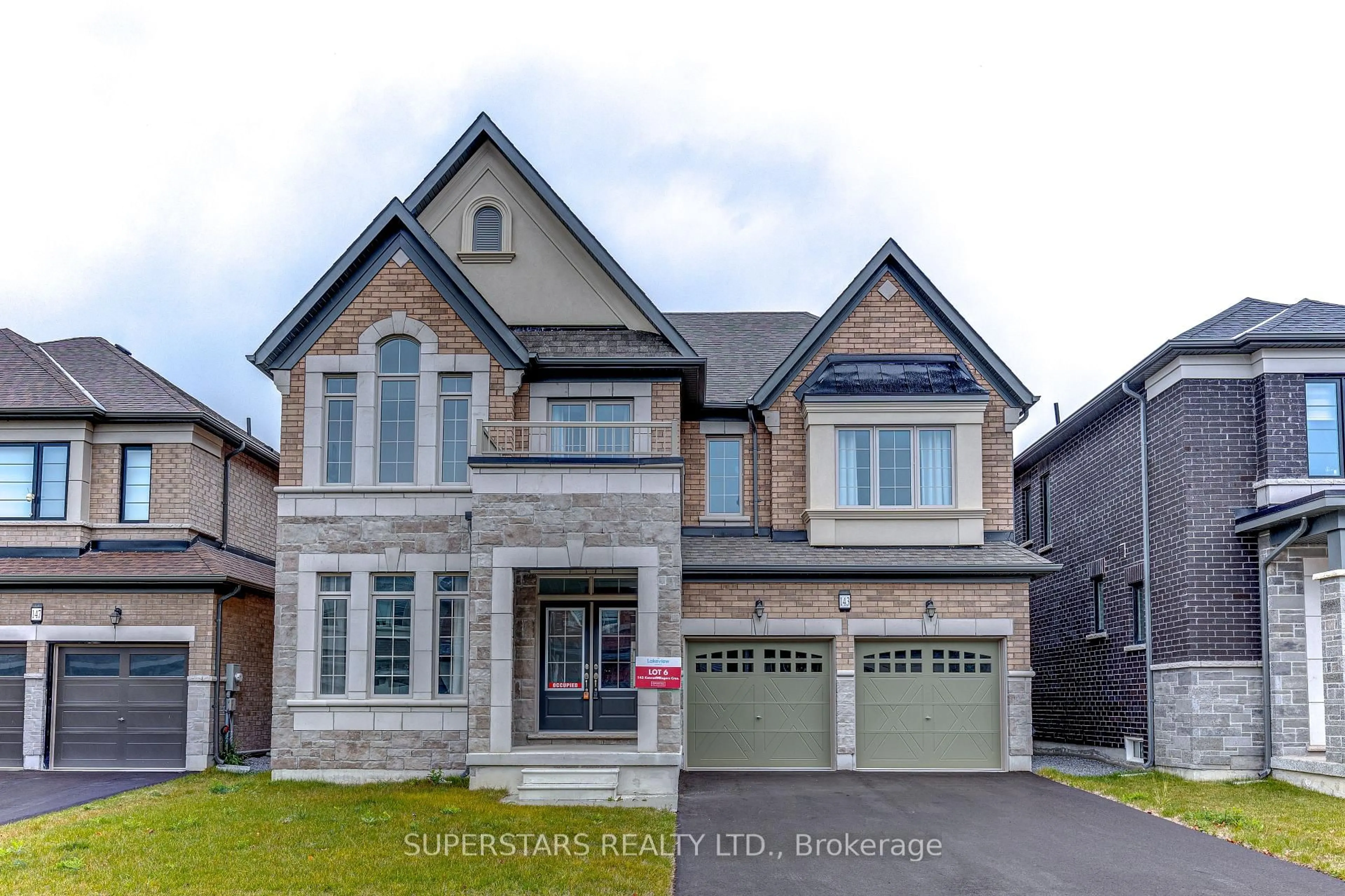 Home with brick exterior material, street for 143 Kenneth Rogers Cres, East Gwillimbury Ontario L9N 0S1