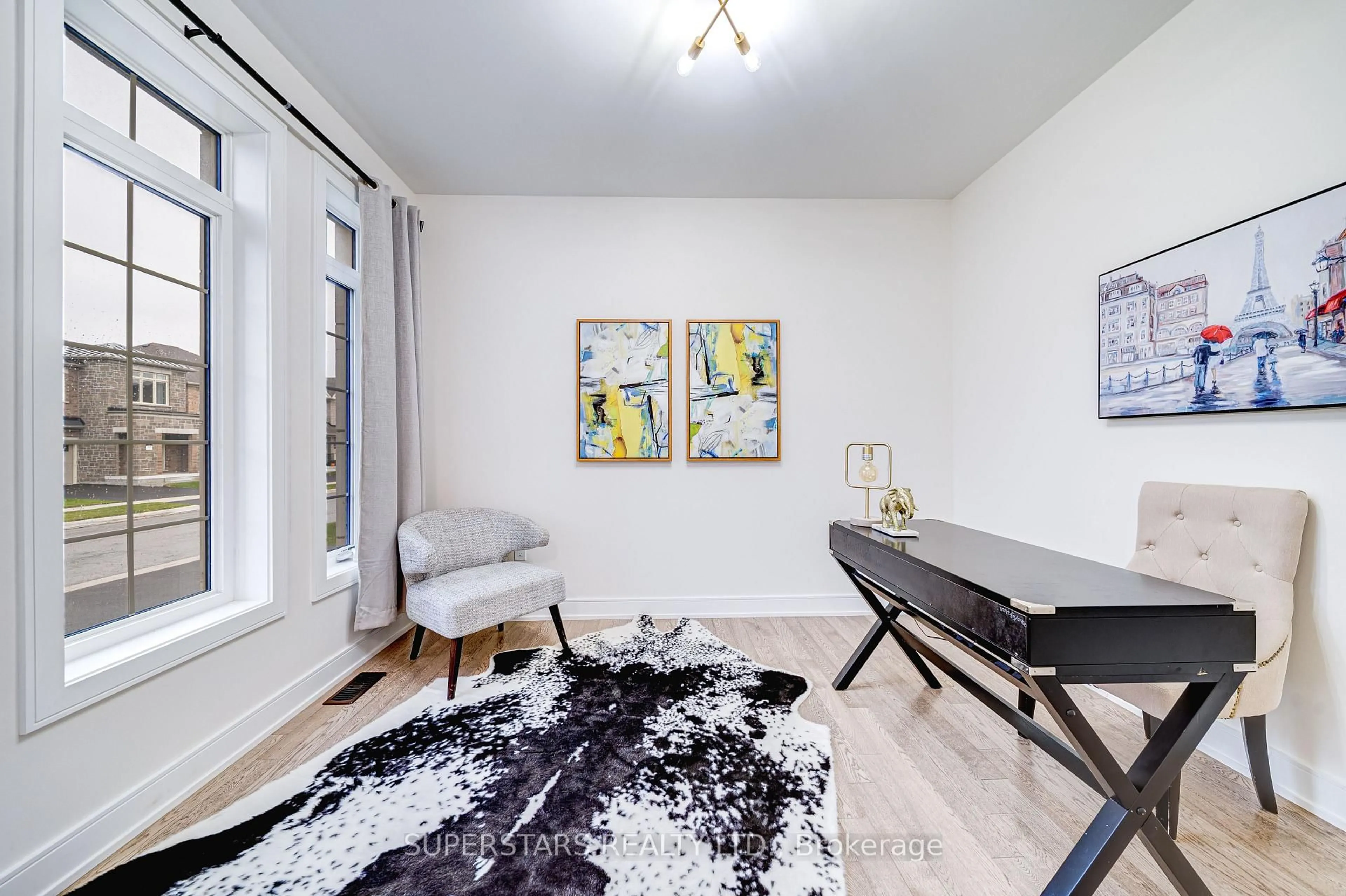 A pic of a room for 143 Kenneth Rogers Cres, East Gwillimbury Ontario L9N 0S1