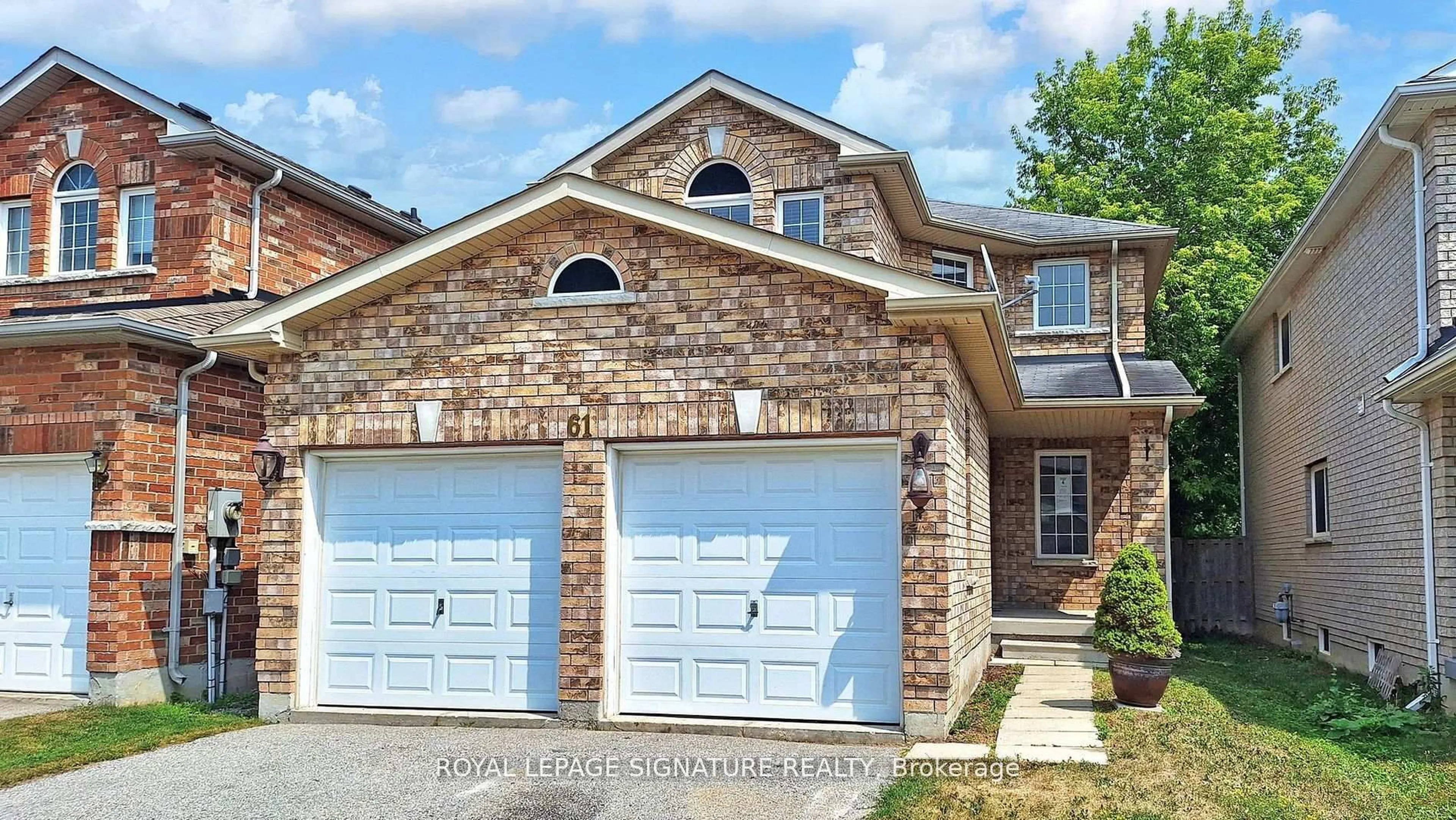 Home with brick exterior material, street for 61 Buchanan Dr, New Tecumseth Ontario L6R 0A1