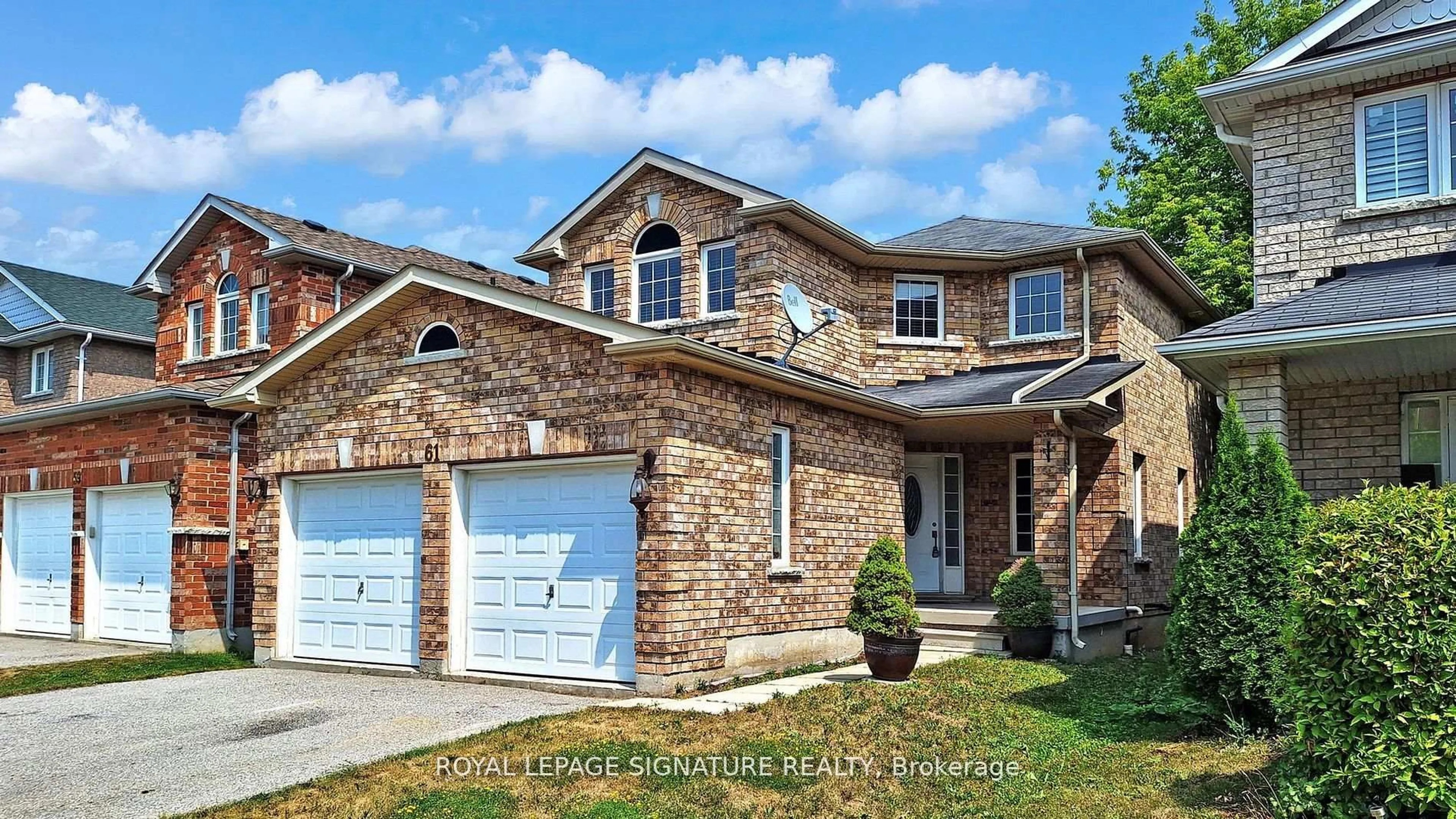 Home with brick exterior material, street for 61 Buchanan Dr, New Tecumseth Ontario L6R 0A1