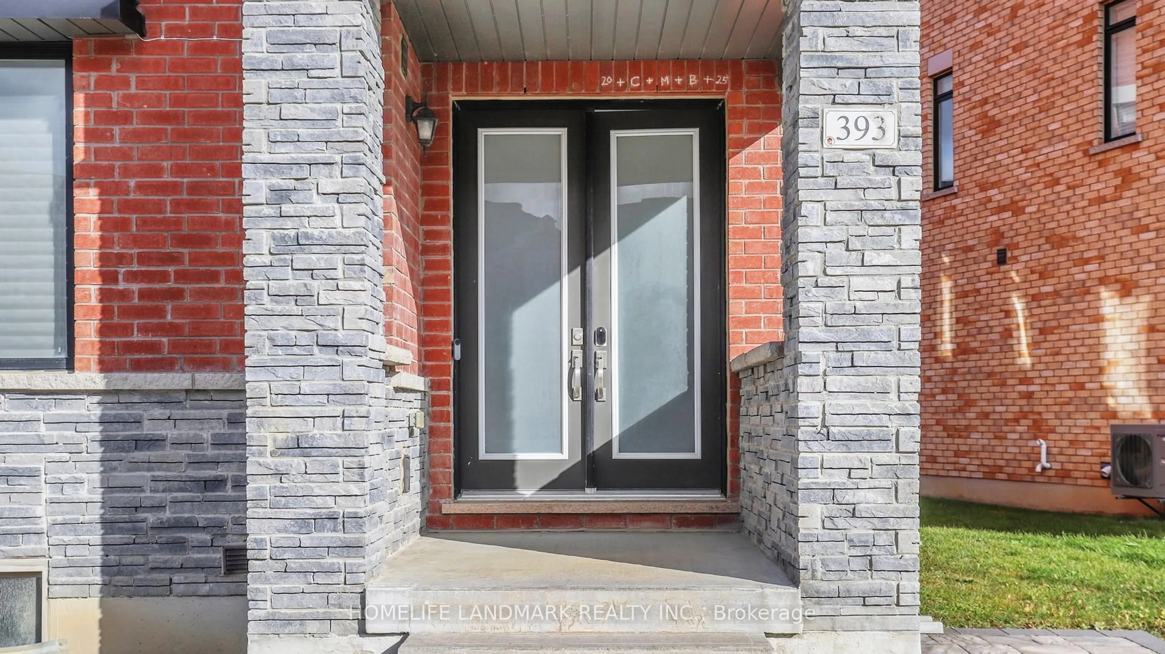 Unknown for 393 William Graham Dr, Aurora Ontario L4G 0Z9