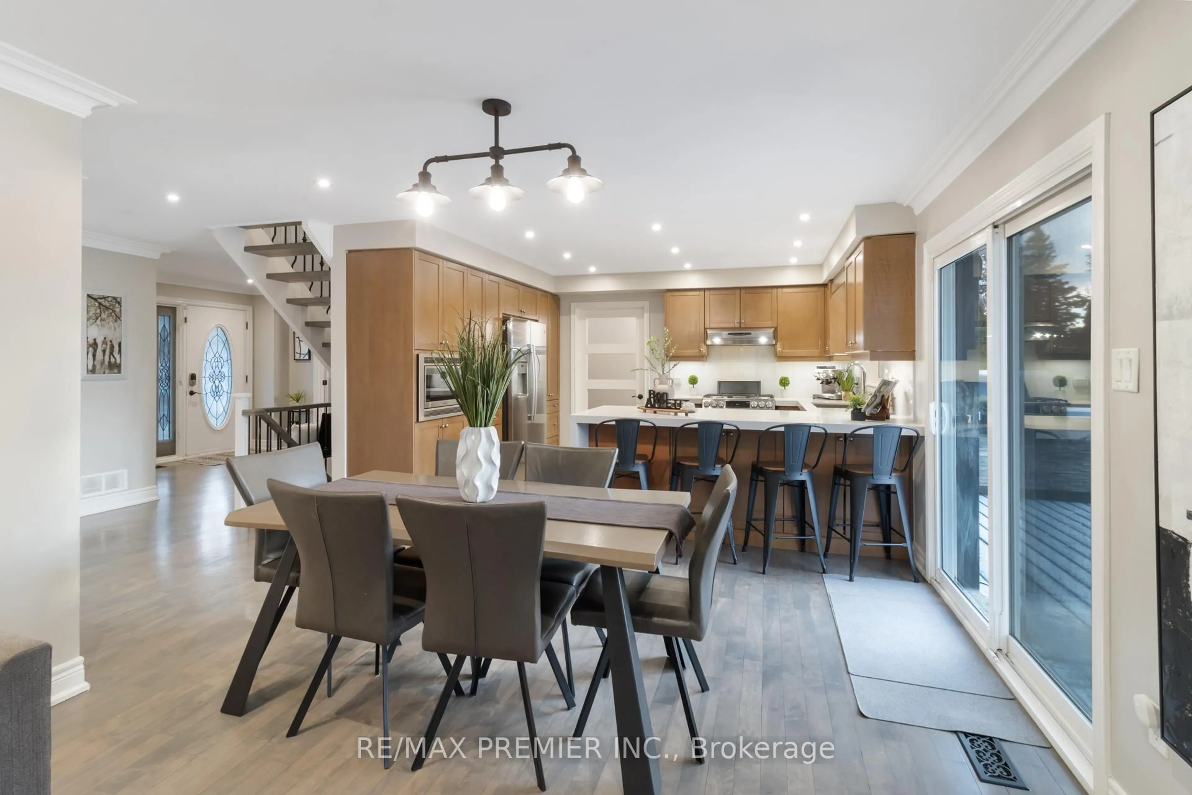 Open concept kitchen, unknown for 60 Nobleview Dr, King Ontario L0G 1N0