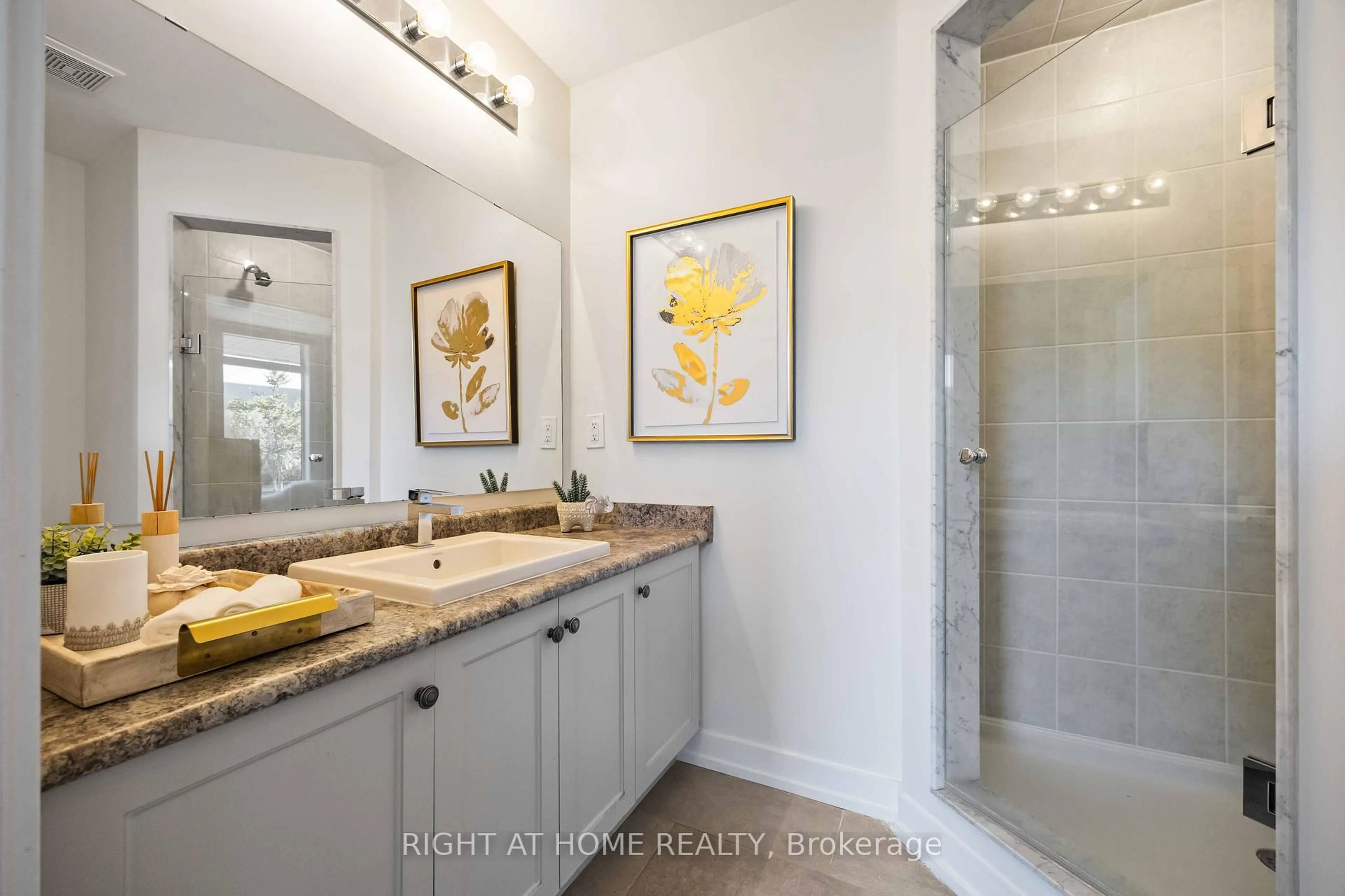 Standard bathroom, ceramic/tile floor for 50 Troon Ave, Vaughan Ontario L6A 4Z2