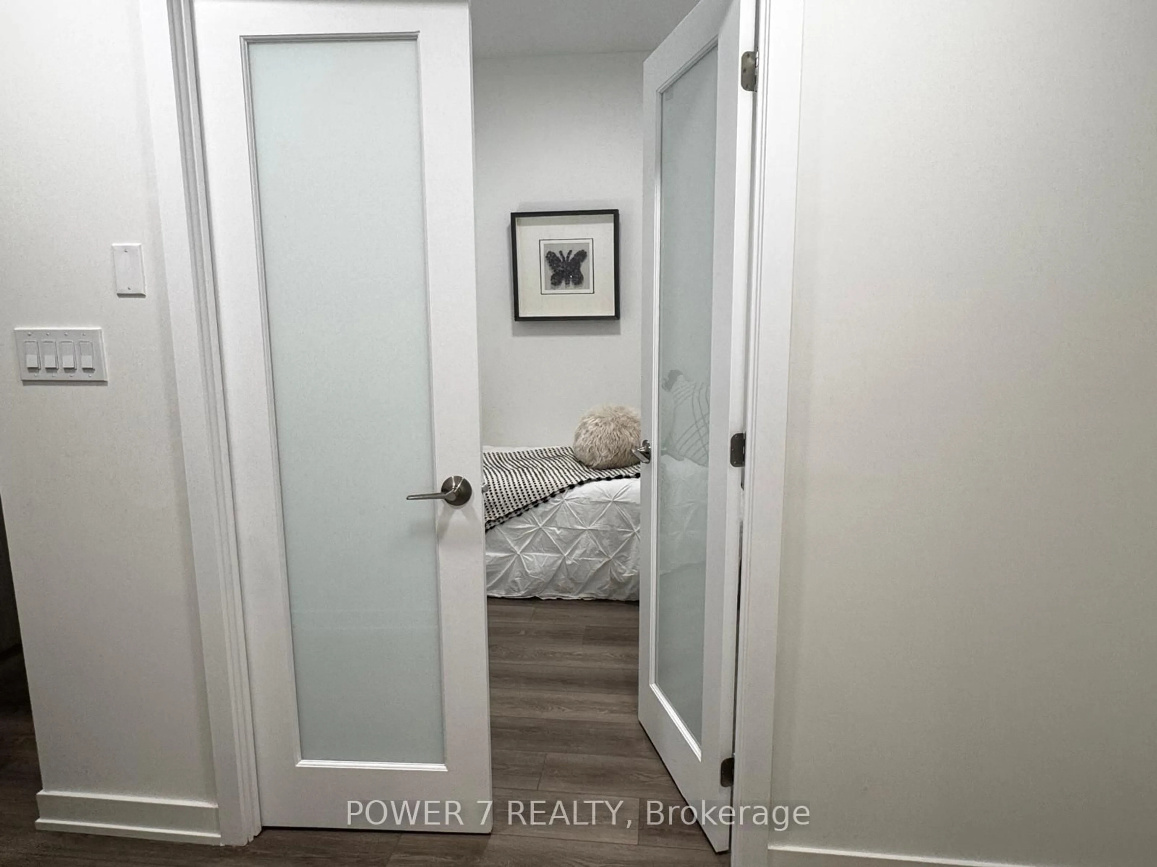 Indoor entryway for 292 Verdale Crossing #1308, Markham Ontario L6G 0H6