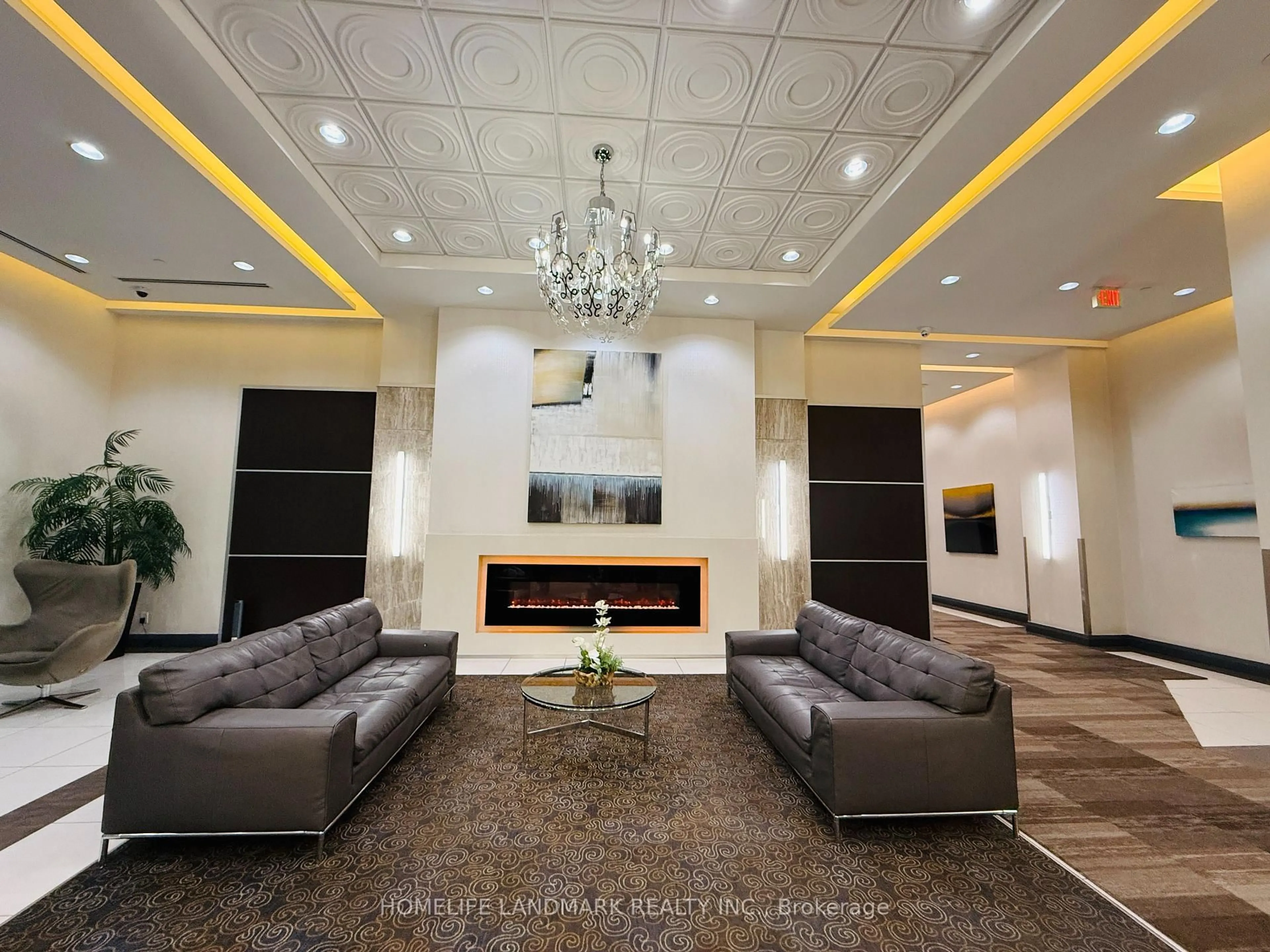 Lobby for 7161 Yonge St #Lph1-15, Markham Ontario L3T 0C8