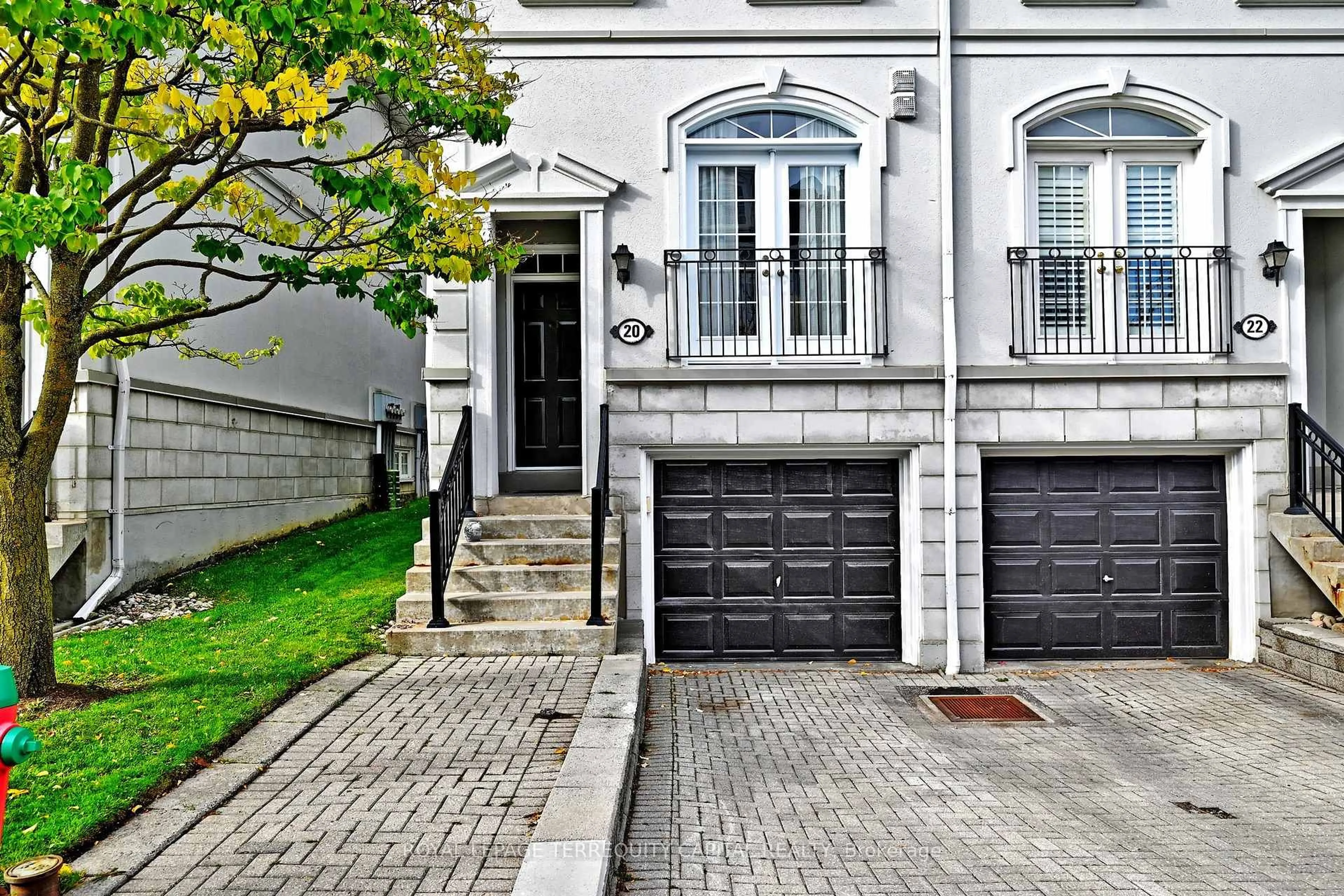 Home with brick exterior material, street for 38 Hunt Ave #20, Richmond Hill Ontario L4C 0J7