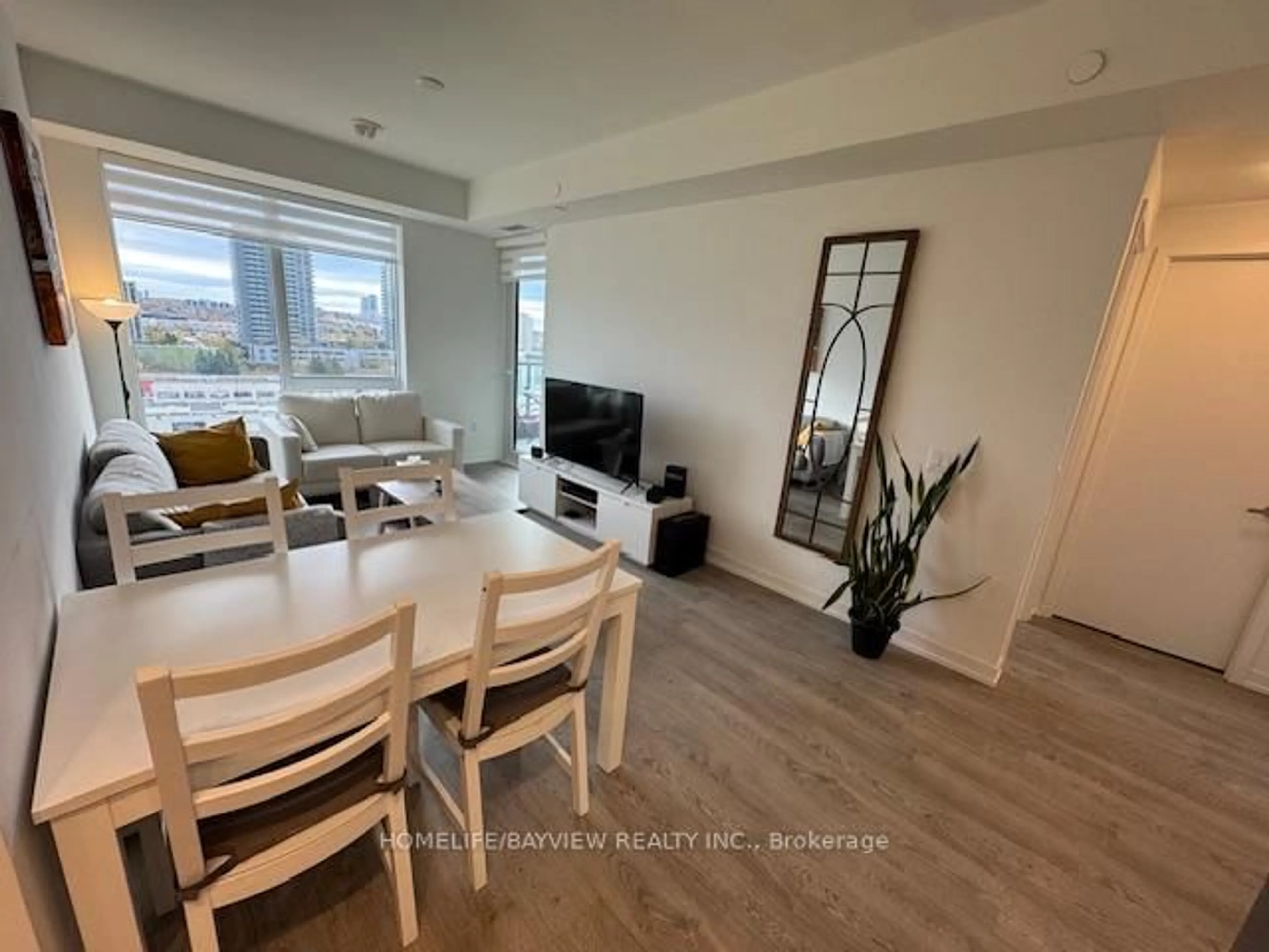 A pic of a room for 8868 Yonge St #1006, Richmond Hill Ontario L4C 1Z8