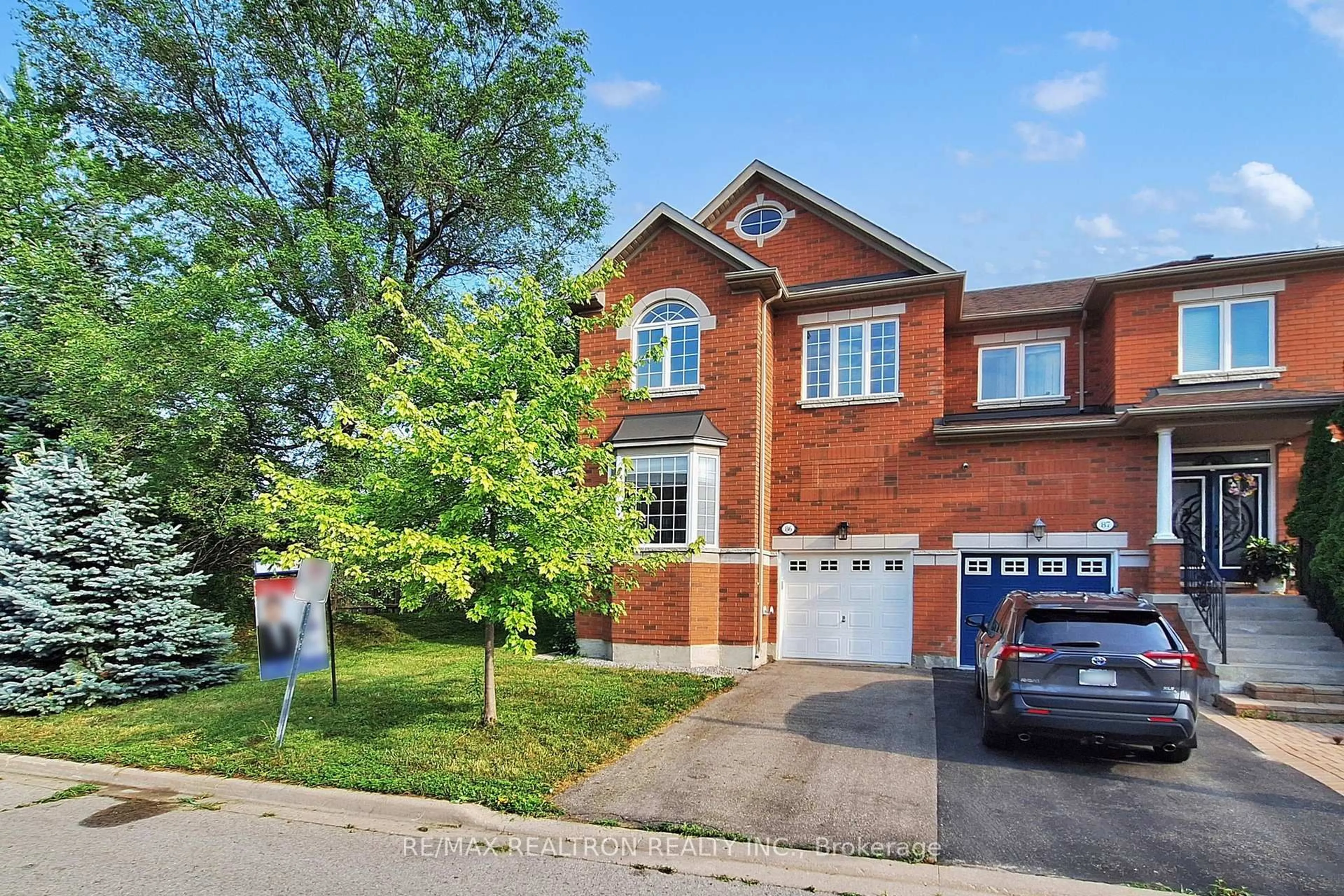 Home with brick exterior material, street for 8 Townwood Dr #86, Richmond Hill Ontario L4E 4Y3