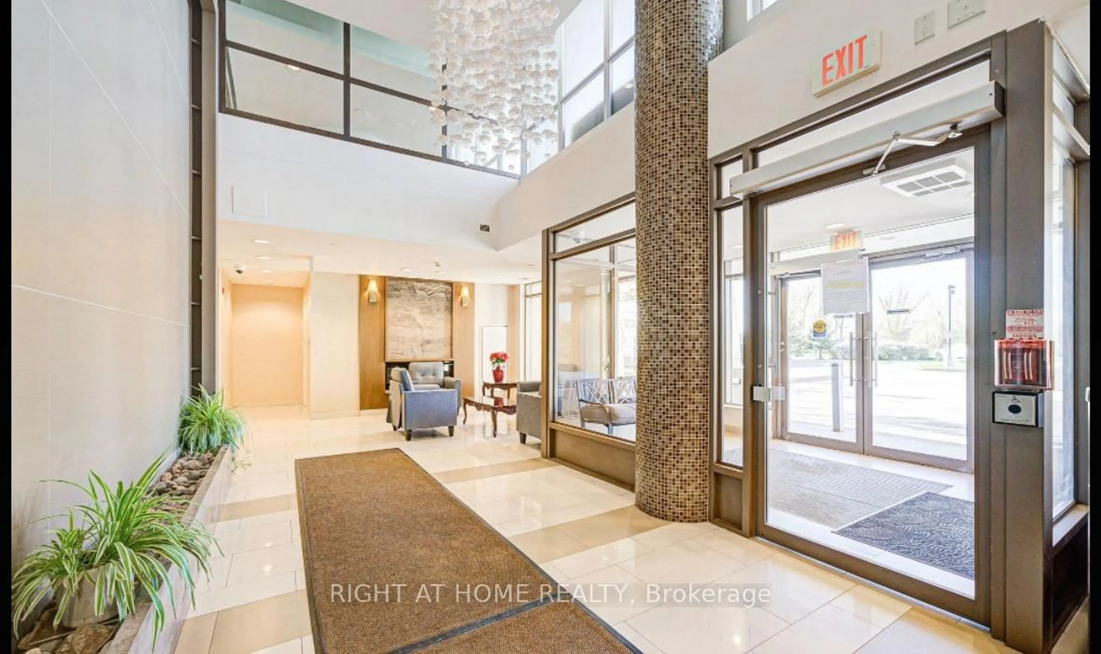 Lobby for 75 Norman Bethune Ave #221, Richmond Hill Ontario L4B 0B6