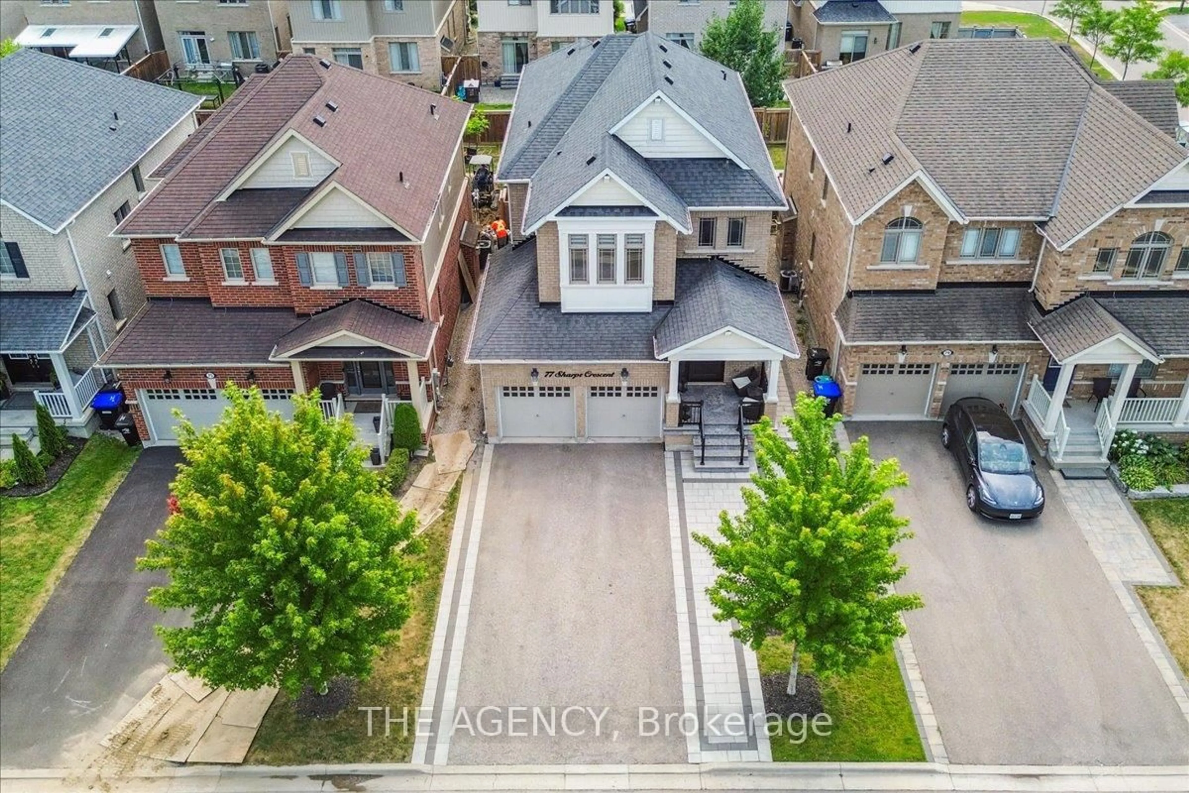 A pic from outside/outdoor area/front of a property/back of a property/a pic from drone, street for 77 Sharpe Cres, New Tecumseth Ontario L0G 1W0