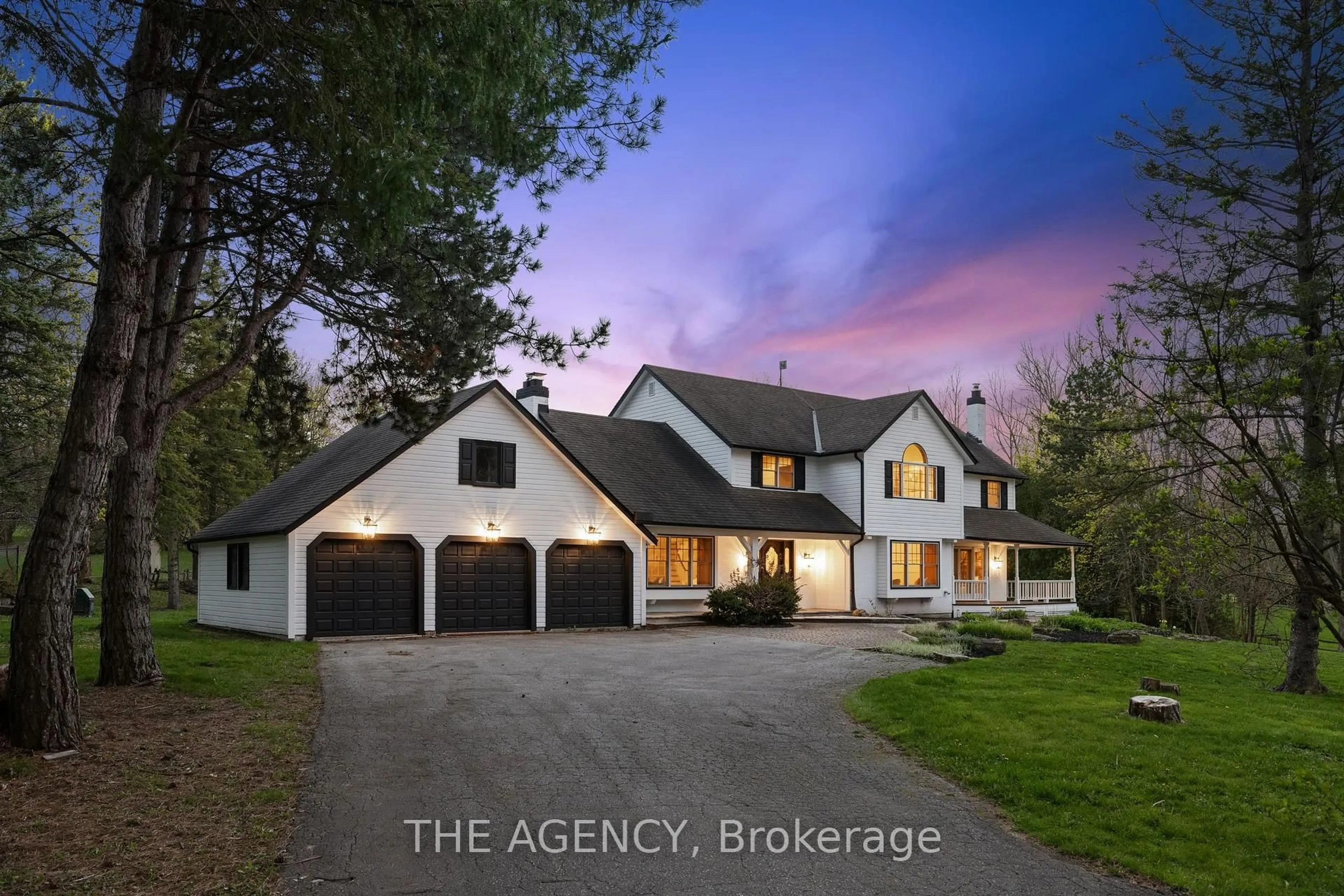 A pic from outside/outdoor area/front of a property/back of a property/a pic from drone, street for 3635 19th Sdrd, King Ontario L7B 0C7