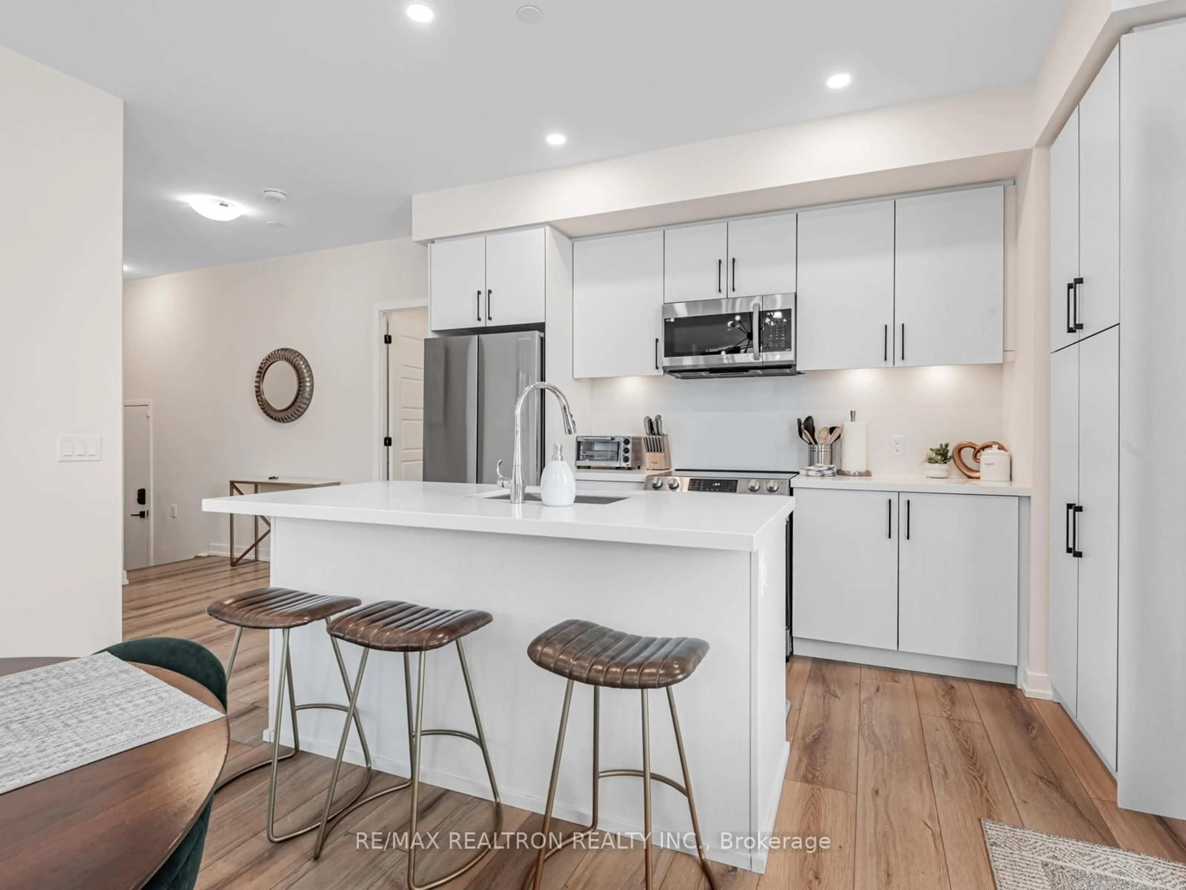 Open concept kitchen, unknown for 415 Sea Ray Ave #G36, Innisfil Ontario L9S 0R5