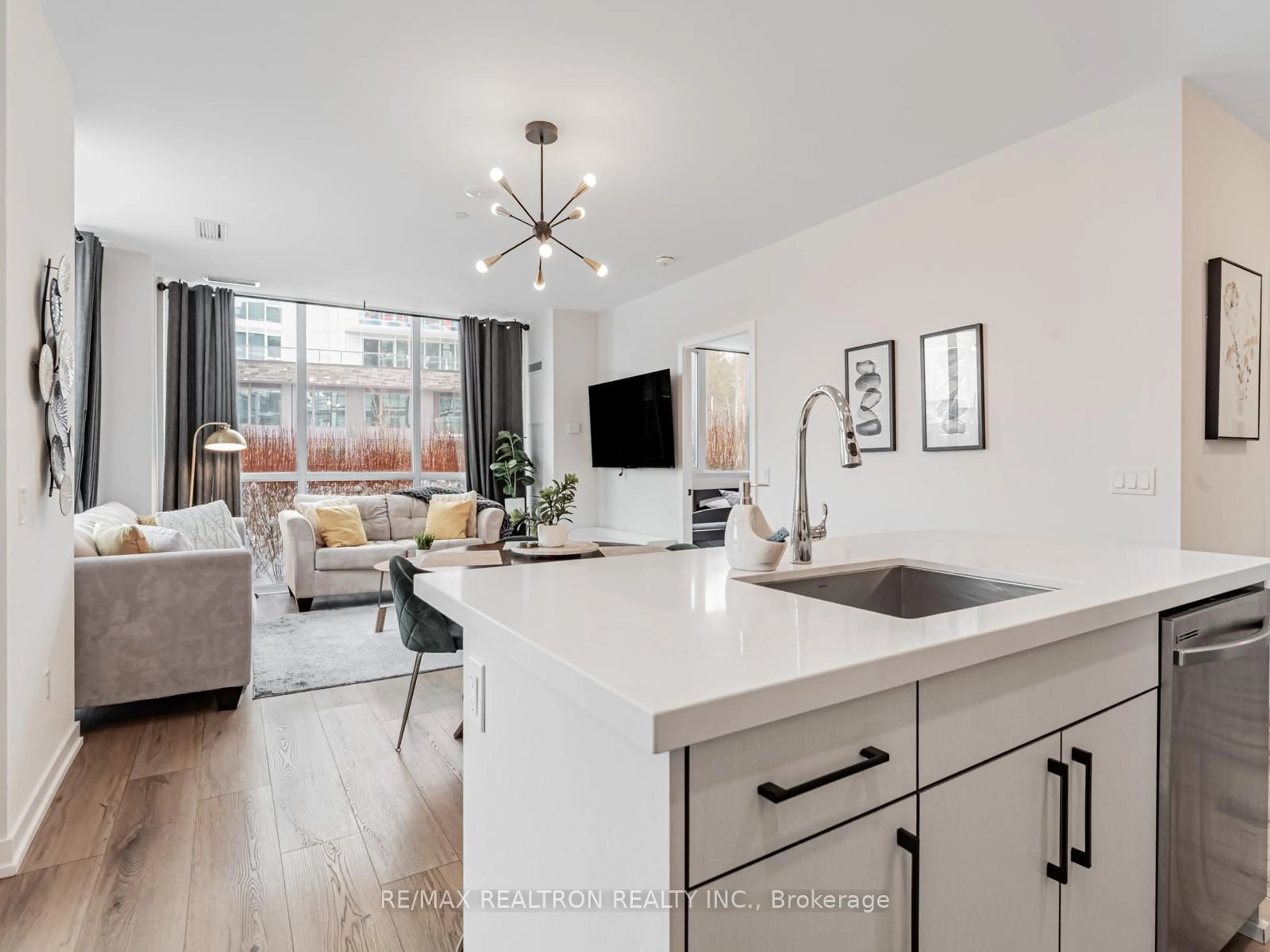 Open concept kitchen, unknown for 415 Sea Ray Ave #G36, Innisfil Ontario L9S 0R5