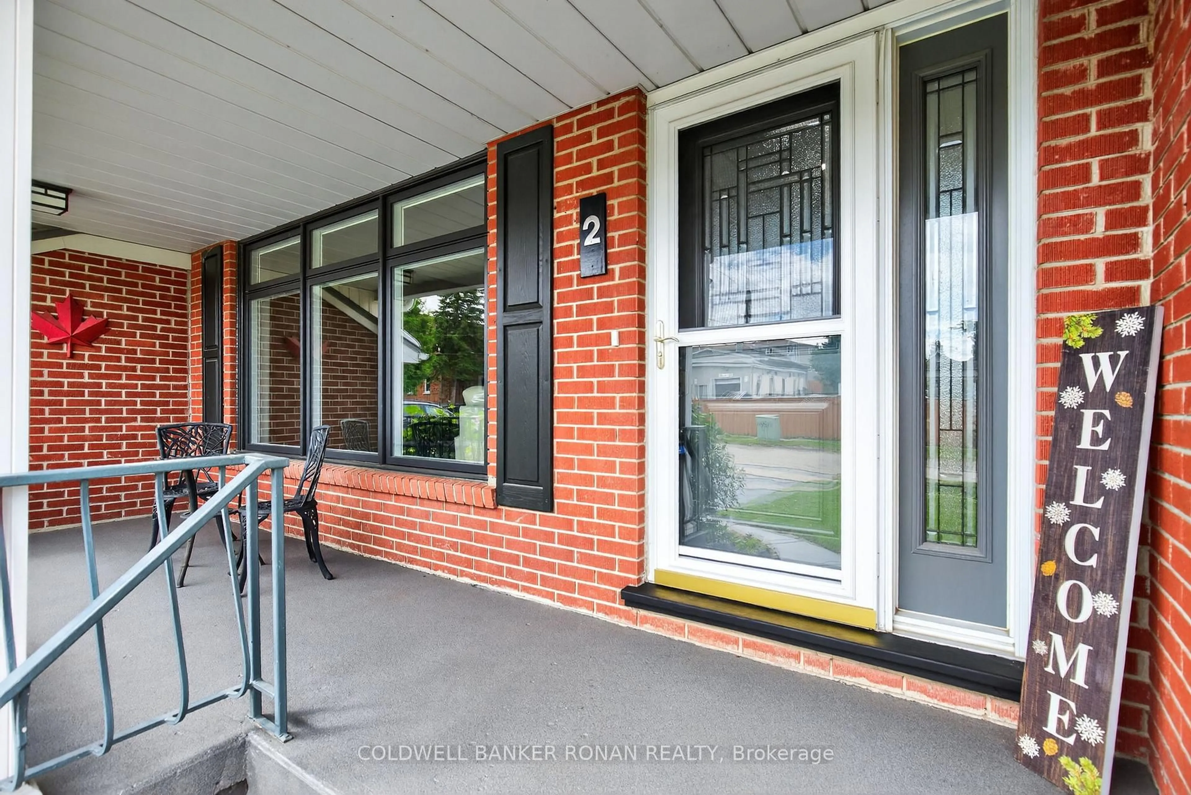 Indoor foyer for 2 Lionel Stone Ave, New Tecumseth Ontario L0G 1W0